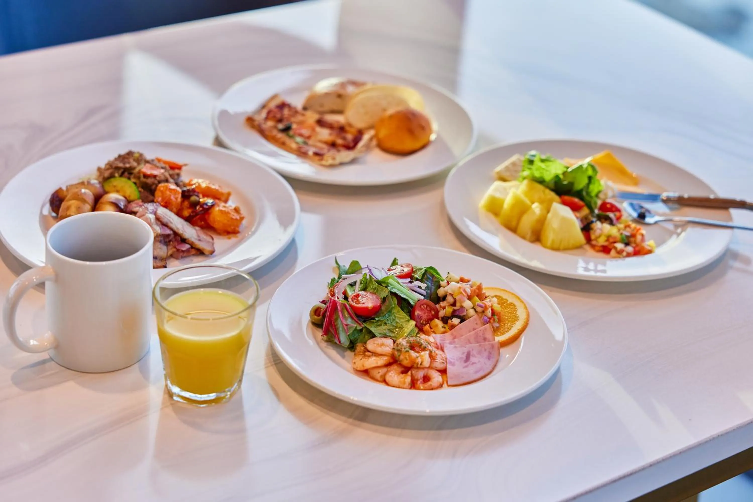 Restaurant/places to eat in MATIE Osiria