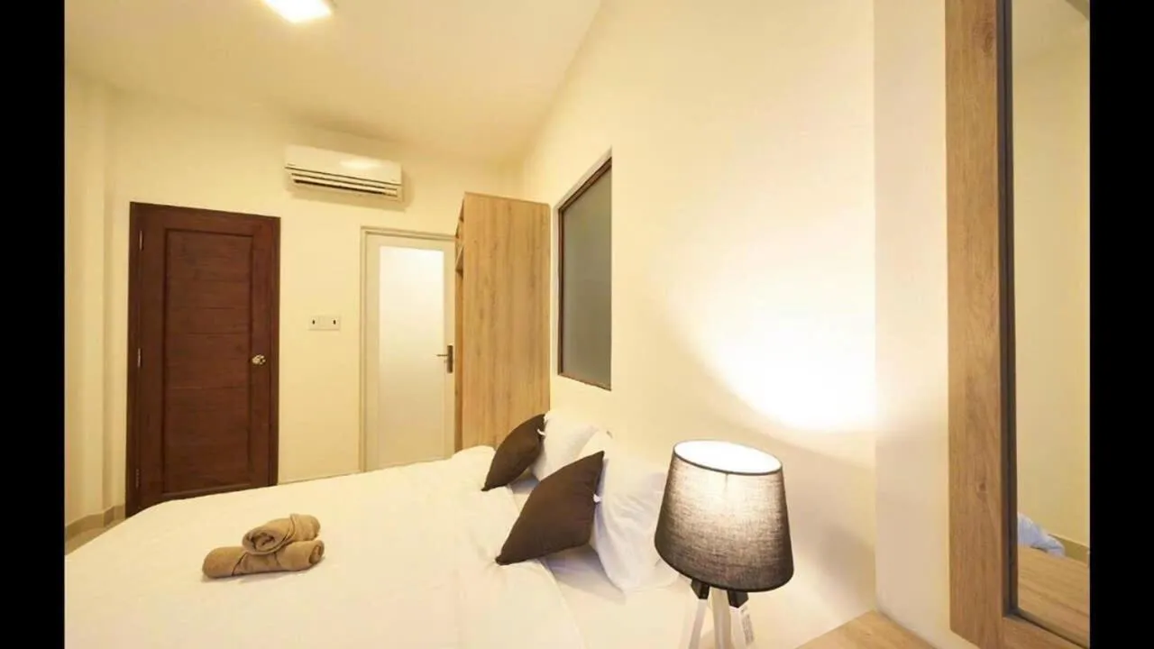 Bed in Alleyway home