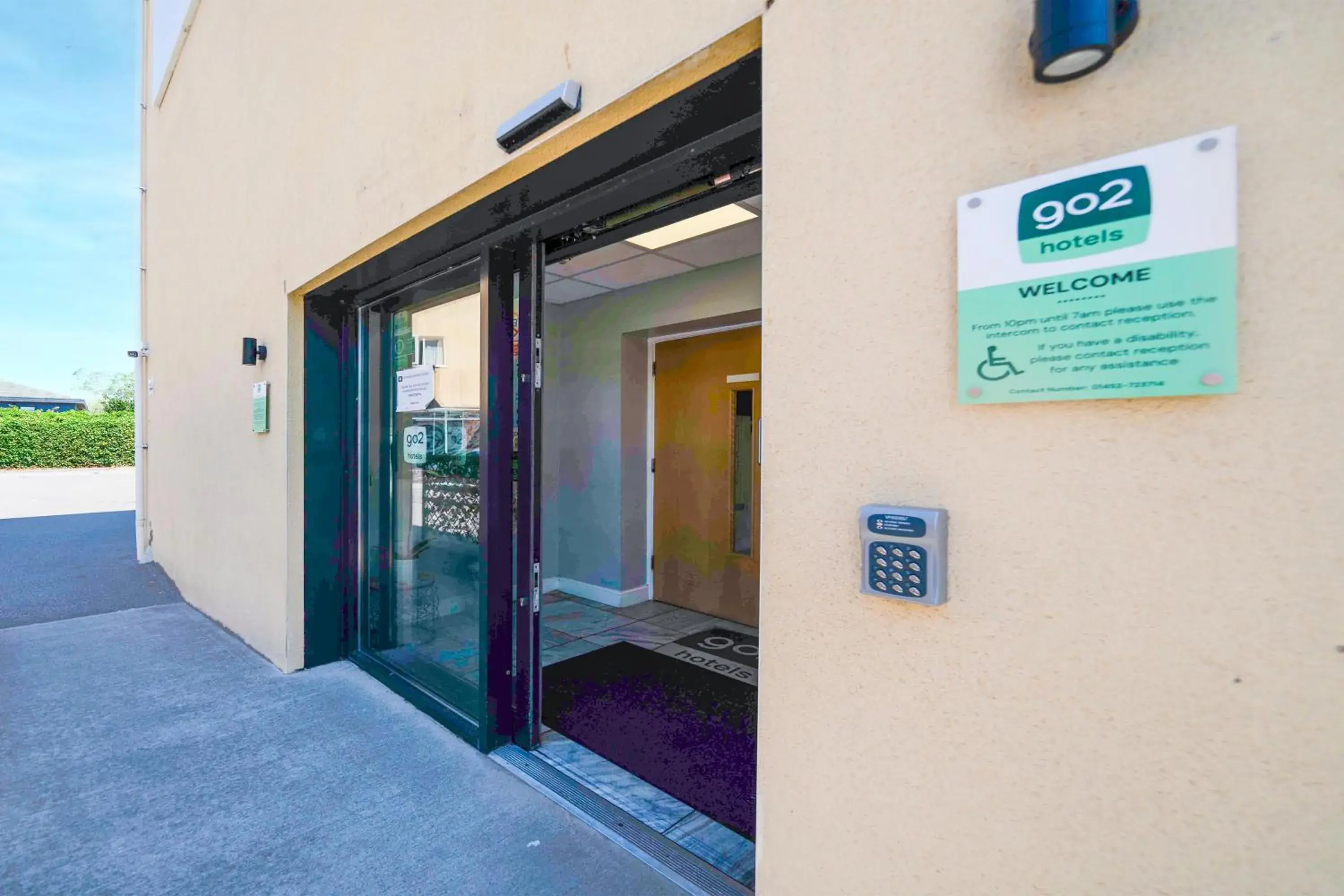 Facade/entrance in GO2 Gloucester Hotel by OYO Facade/entrance in GO2 Gloucester Hotel by OYO