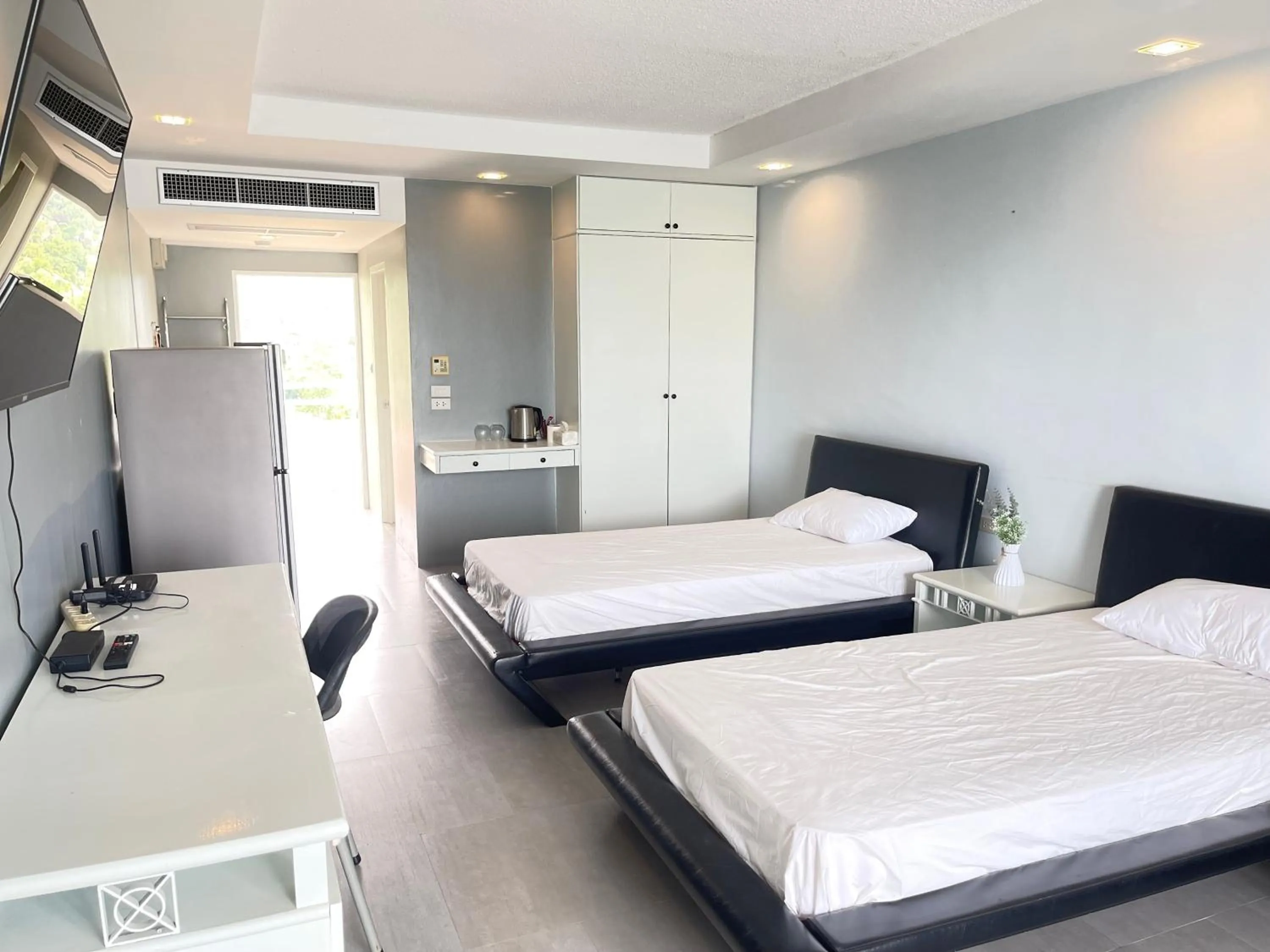 Bed in Milford paradise