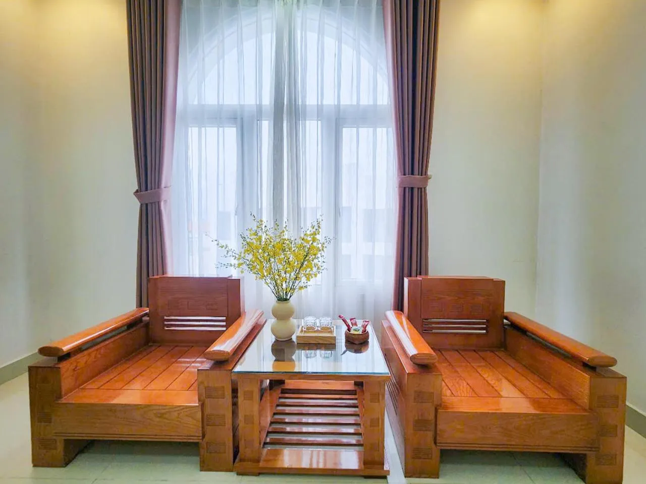 Living room in H-Long Dalat Hotel - Ngay Trung Tâm