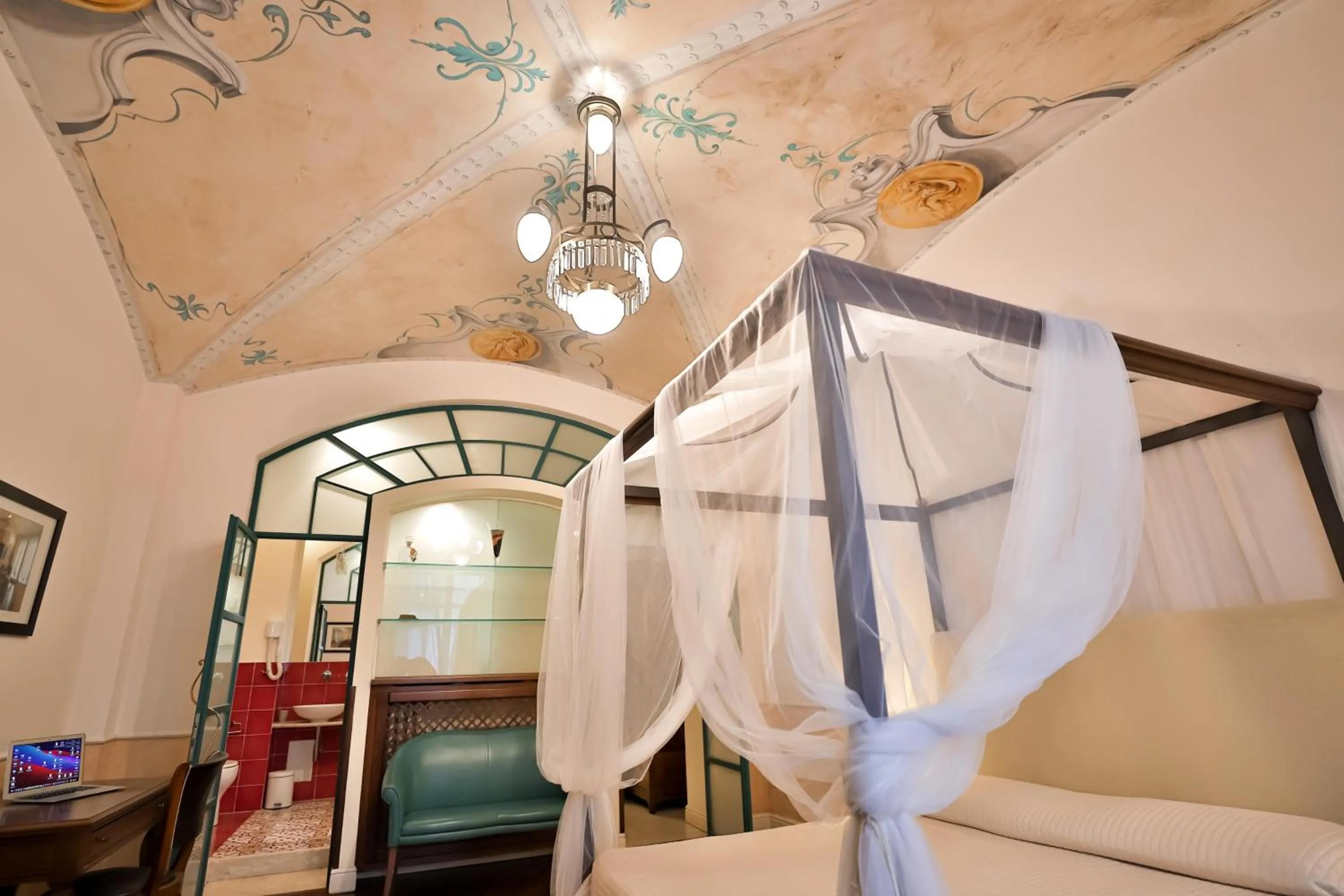 Bedroom, Bed in Kriò Suite - Amami Viaggi Collection