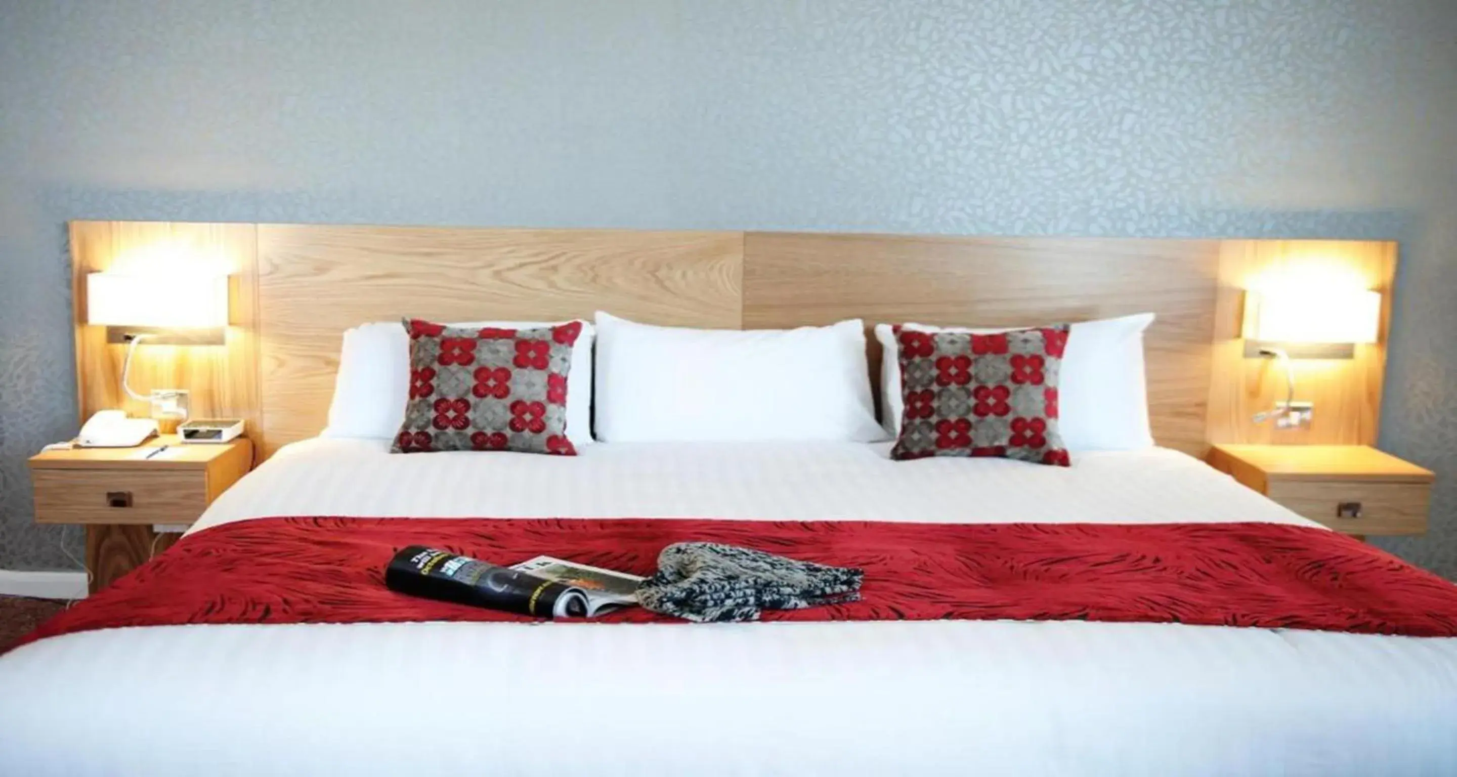 Bedroom, Bed in Best Western Plus Nottingham Westminster Hotel Bedroom, Bed in Best Western Plus Nottingham Westminster Hotel