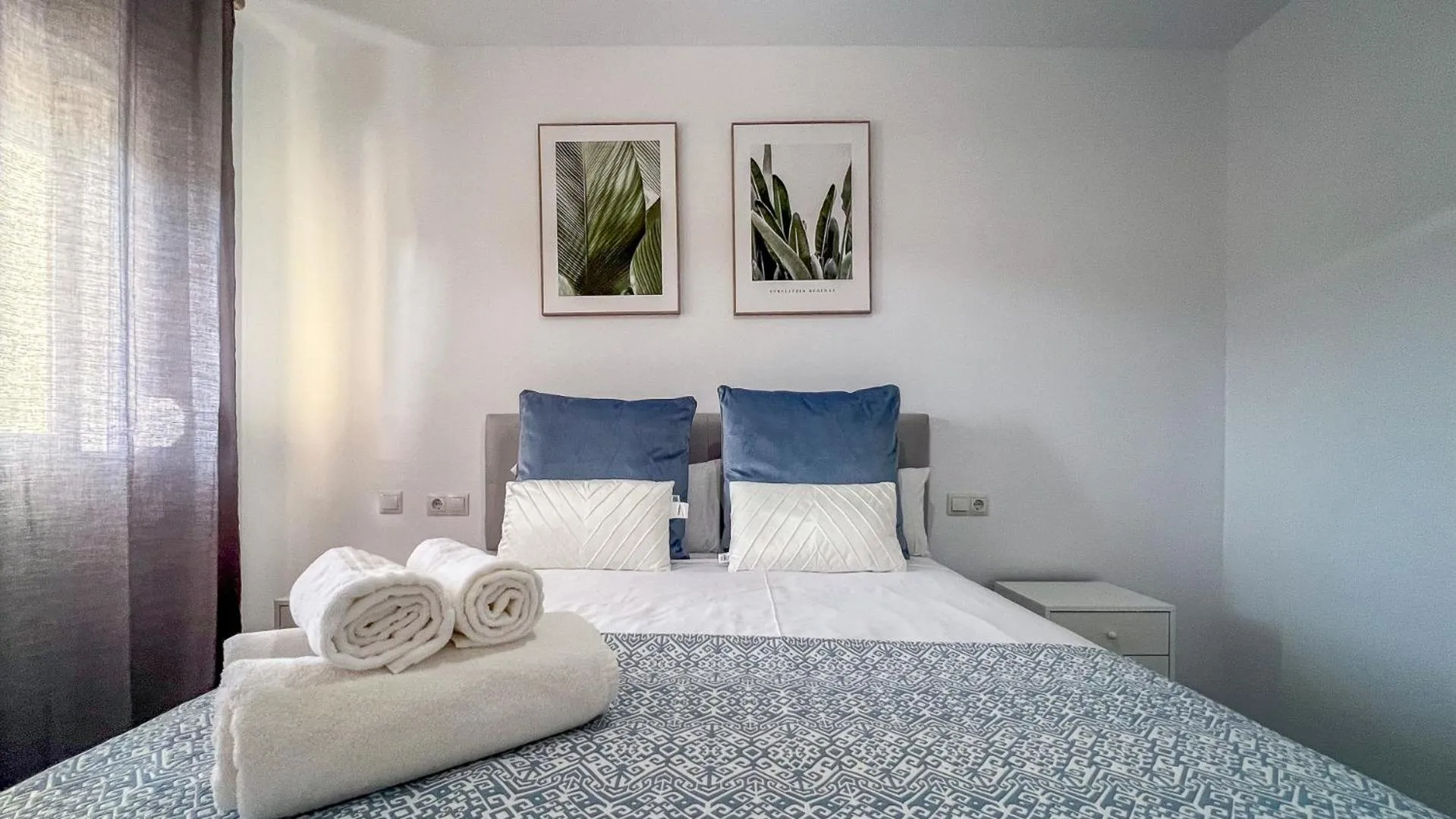 Bed in OleHolidays Costabella 2 junto al mar