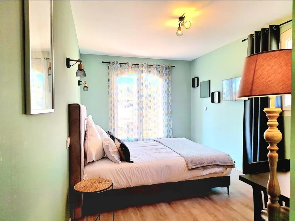 Bed in Domaine de la Mautanne