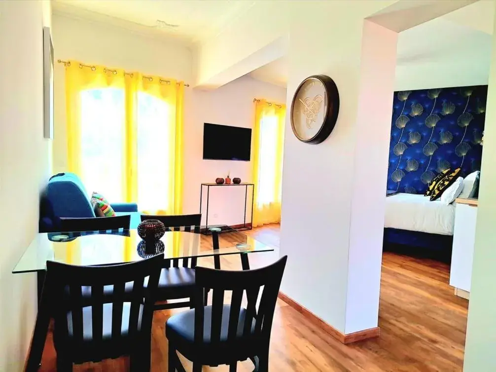 Apartment with Terrace in Domaine de la Mautanne Apartment with Terrace in Domaine de la Mautanne