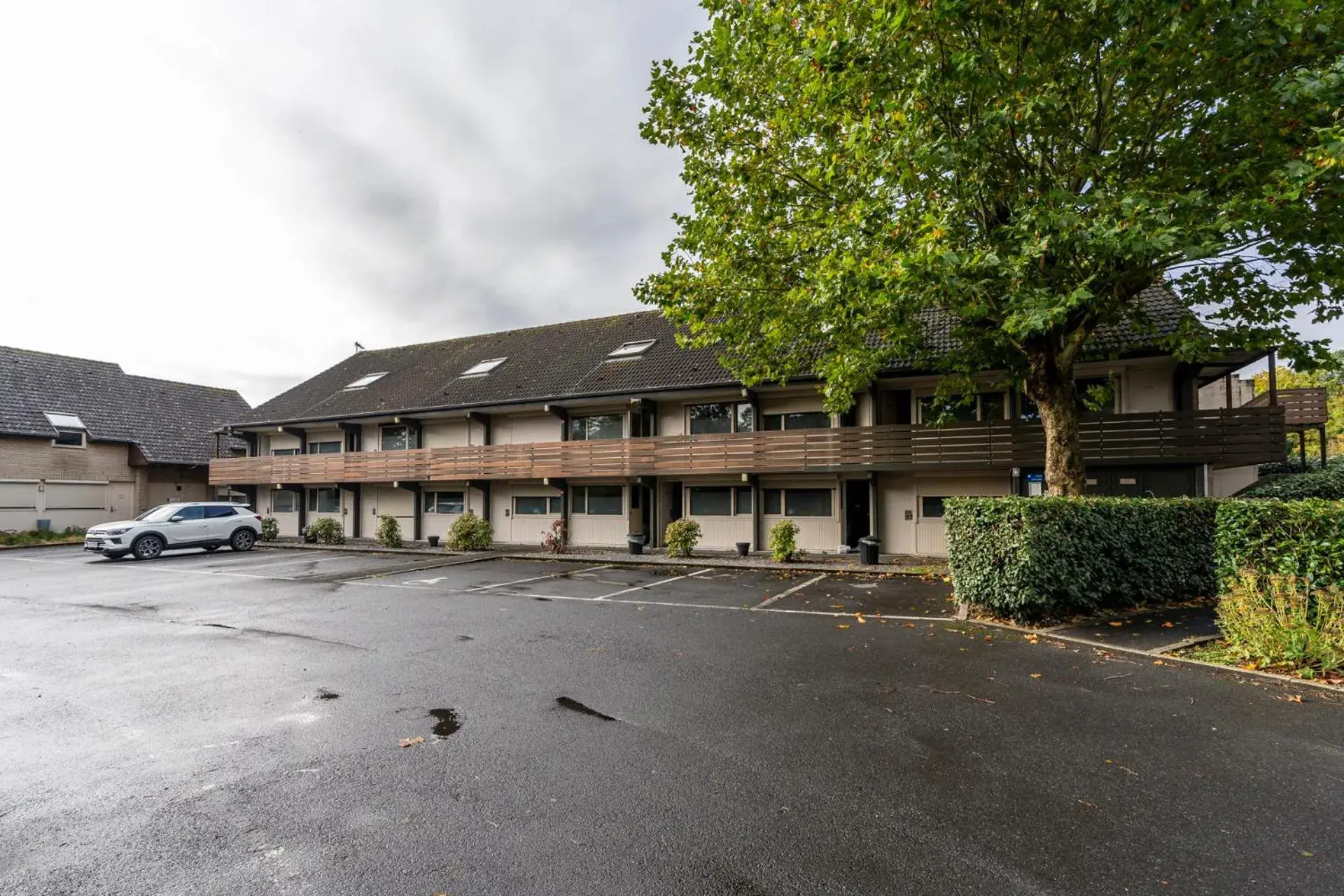 Property building in Sleep & Go Brugge Property building in Sleep & Go Brugge