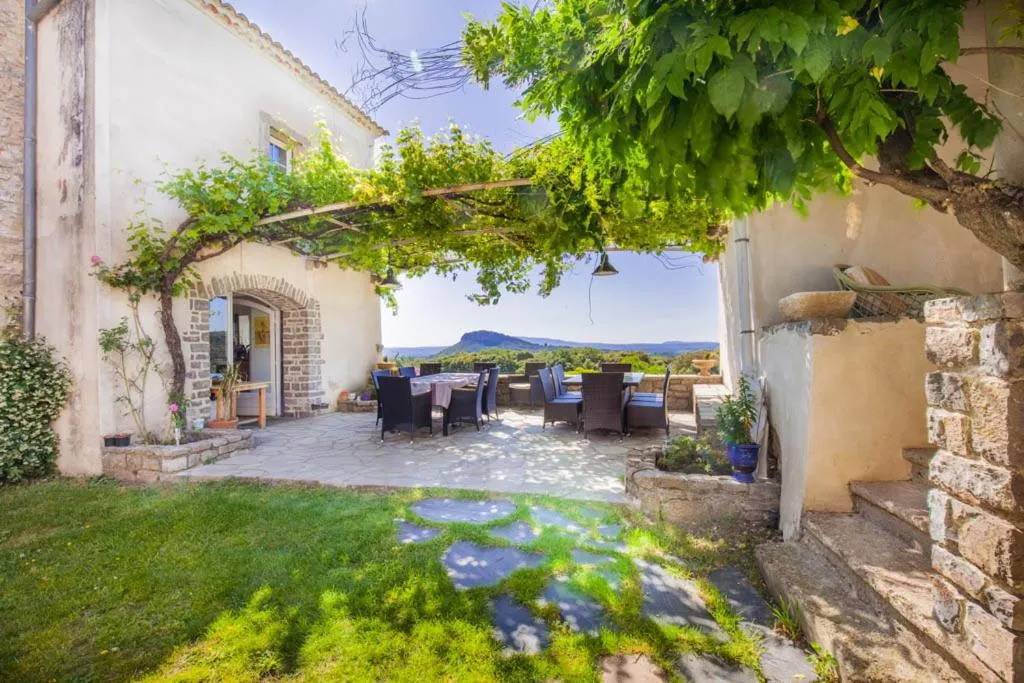 Patio in Chambre d'hôtes, Mas de Louise