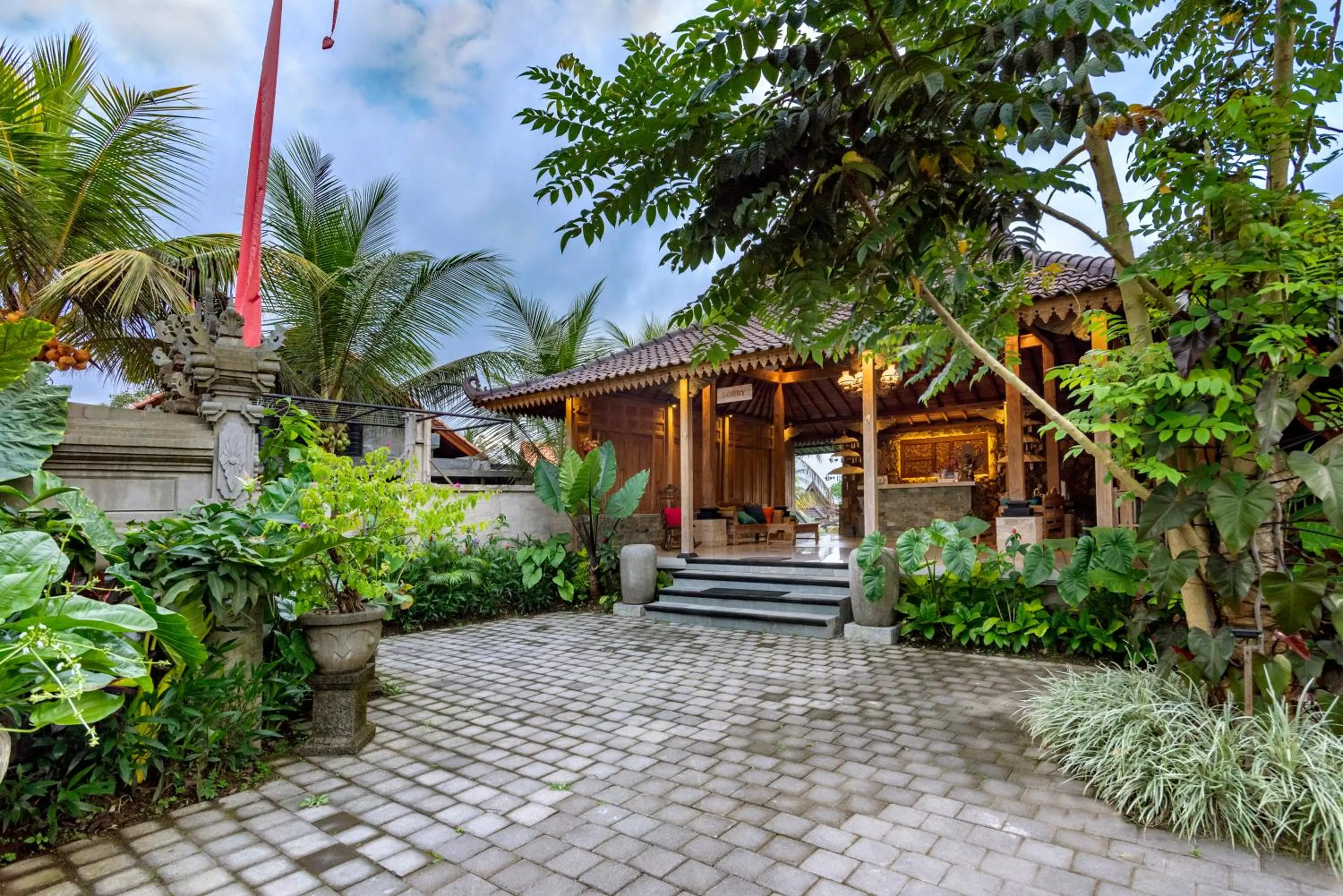 Garden in Taksu Sebatu Villa by Dhananjaya Hospitality