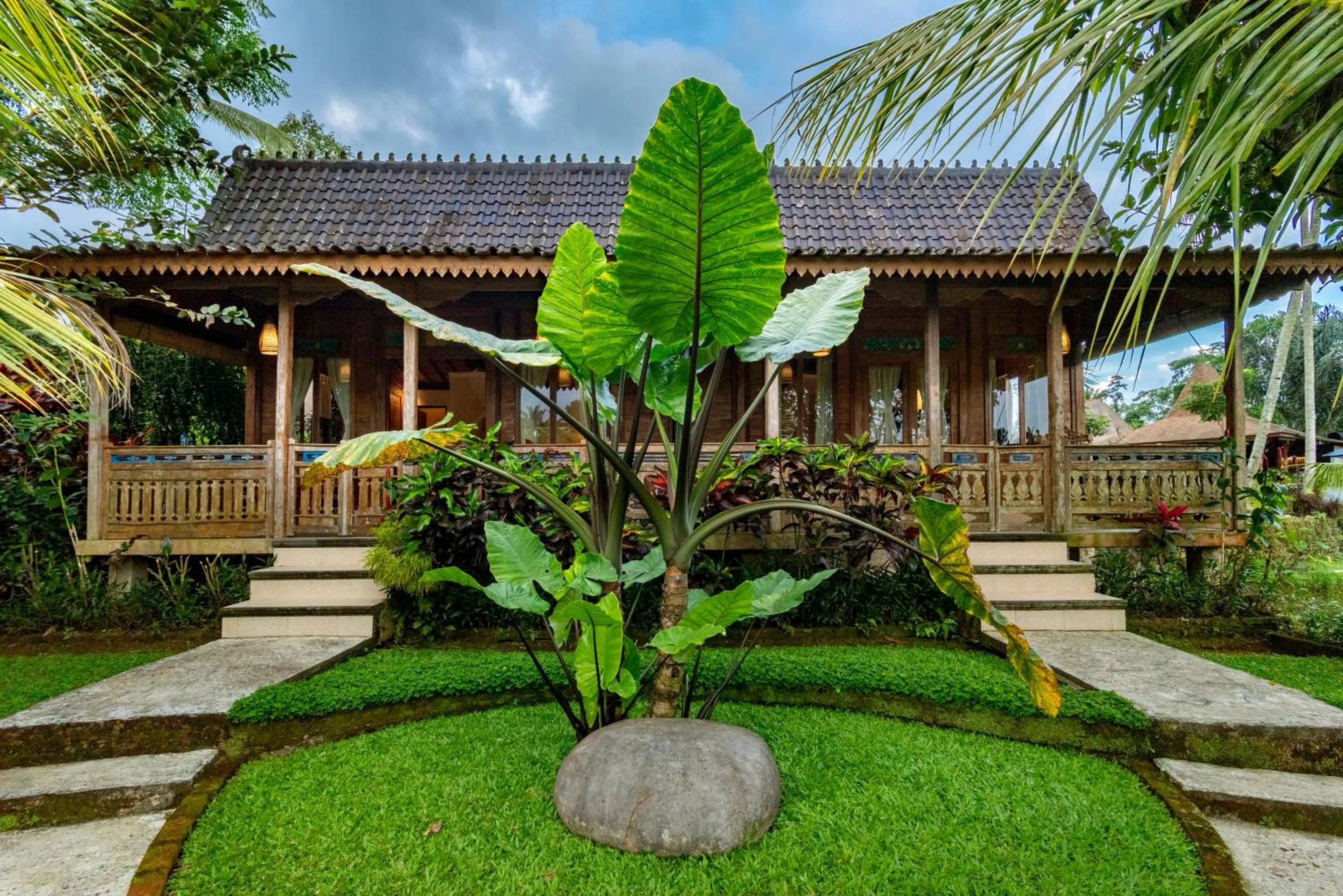 Garden in Taksu Sebatu Villa by Dhananjaya Hospitality