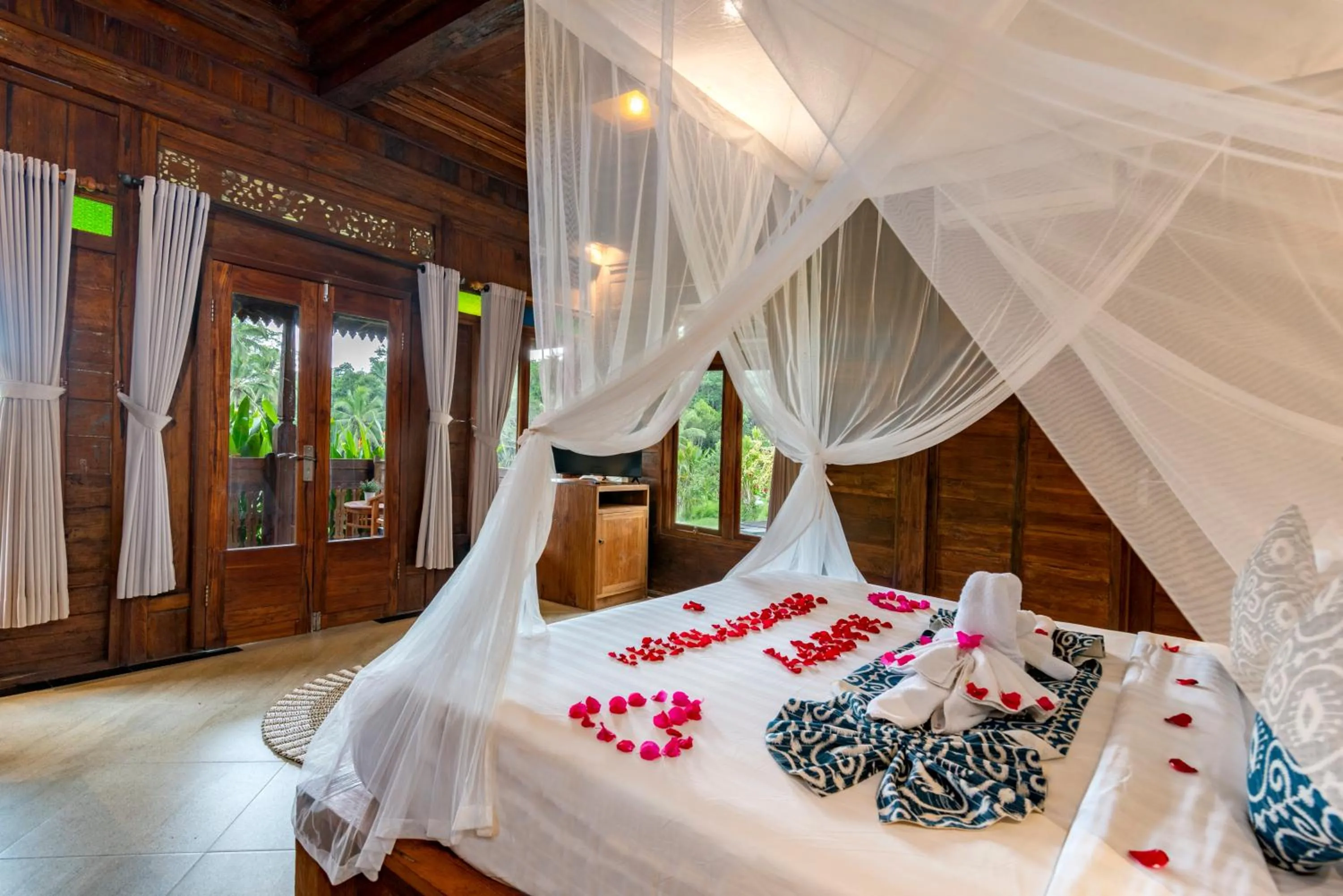 Bed in Taksu Sebatu Villa by Dhananjaya Hospitality