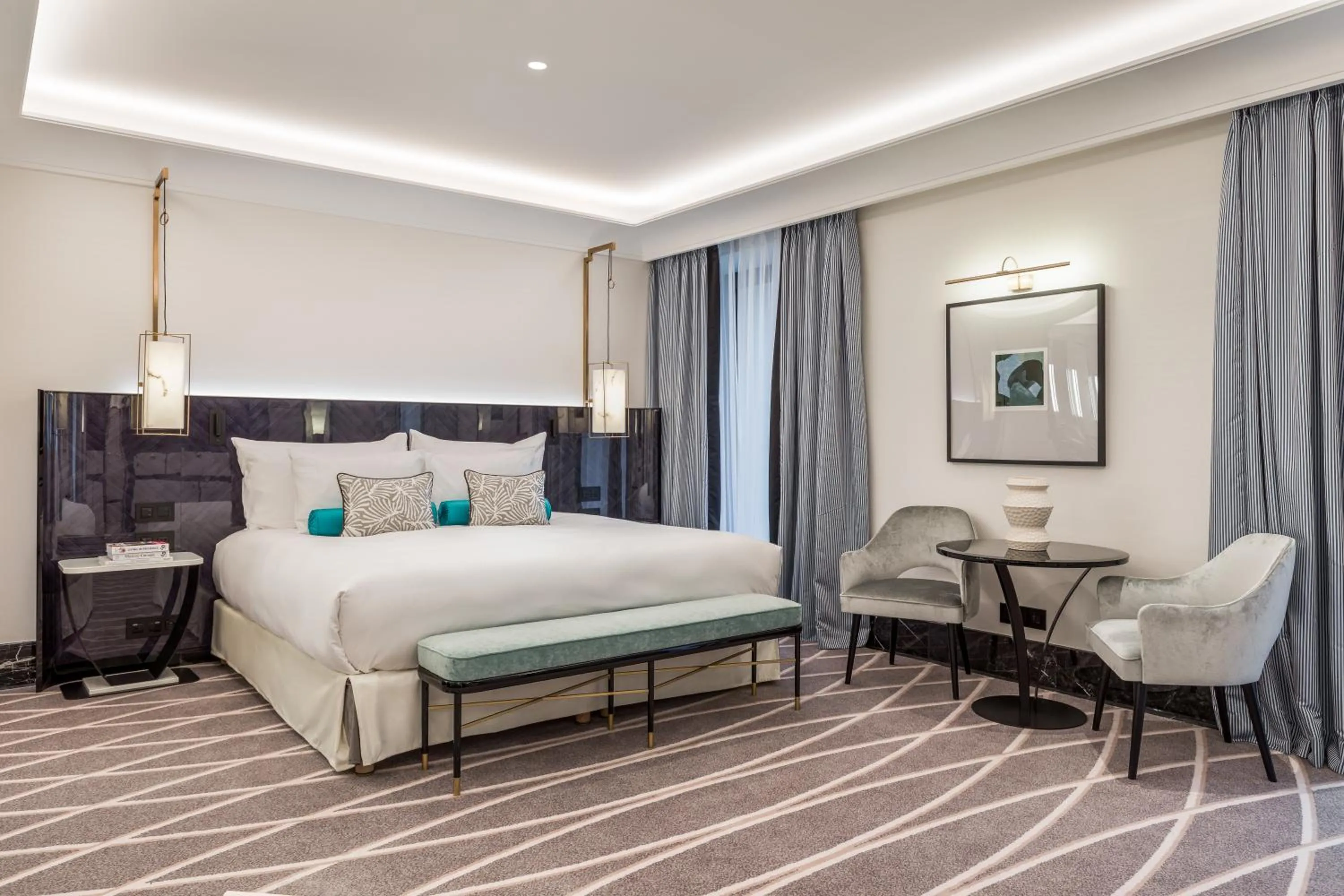 Bed in Maison Albar - Le Victoria