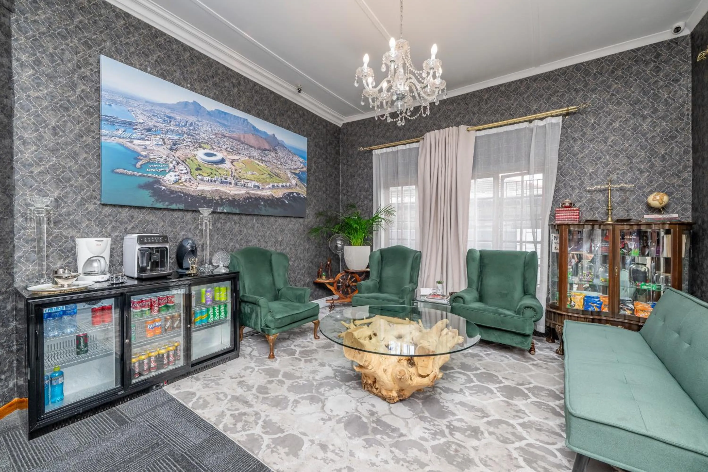 Communal lounge/ TV room in Prime Executive Accommodation