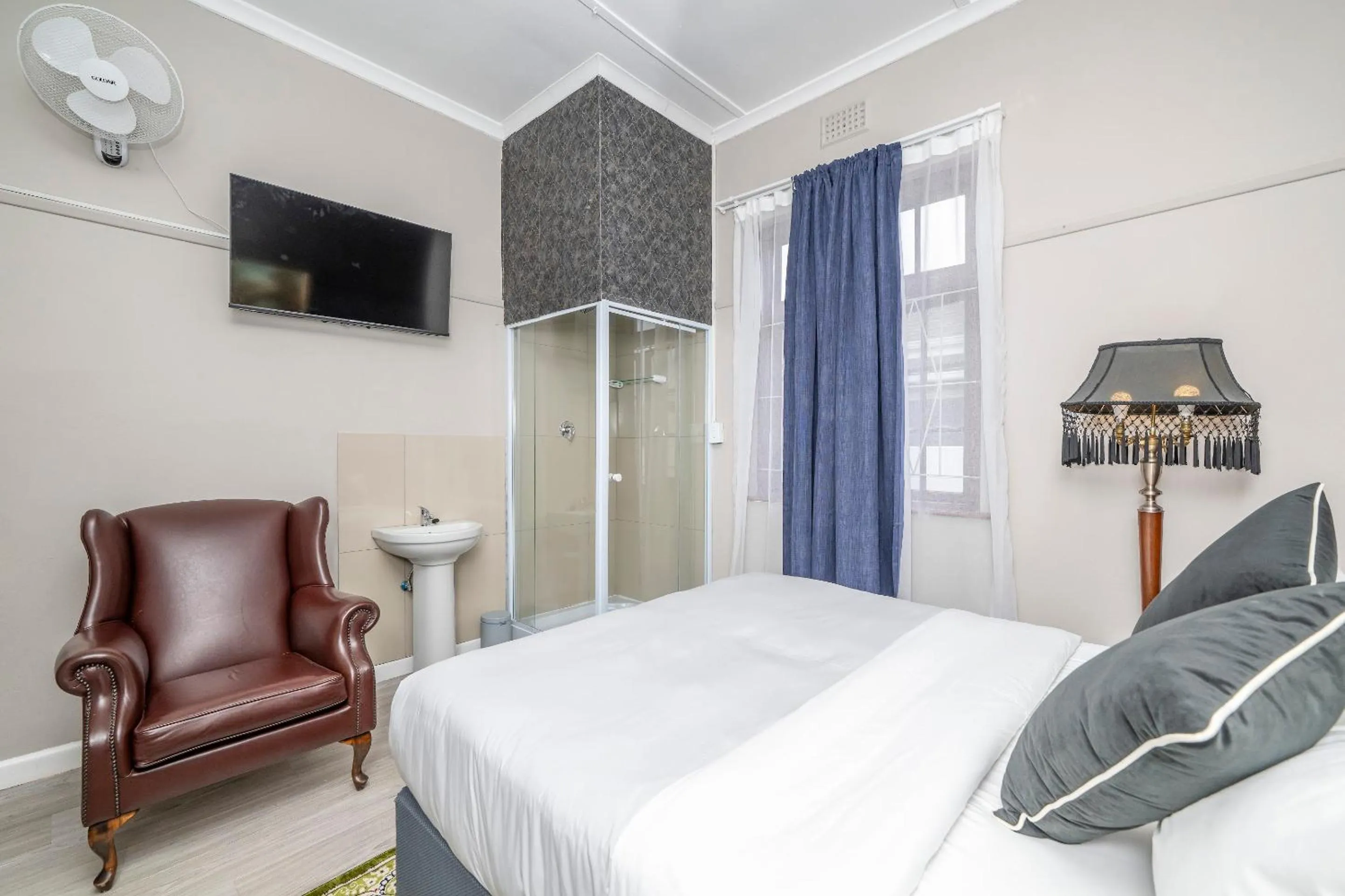 Bed in Prime Executive Accommodation