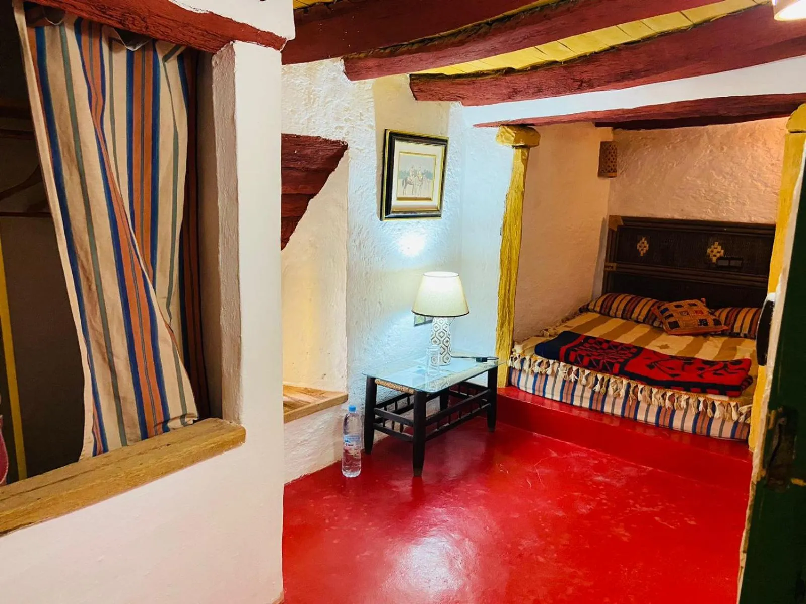 Bed in DAR INFIANE Tata