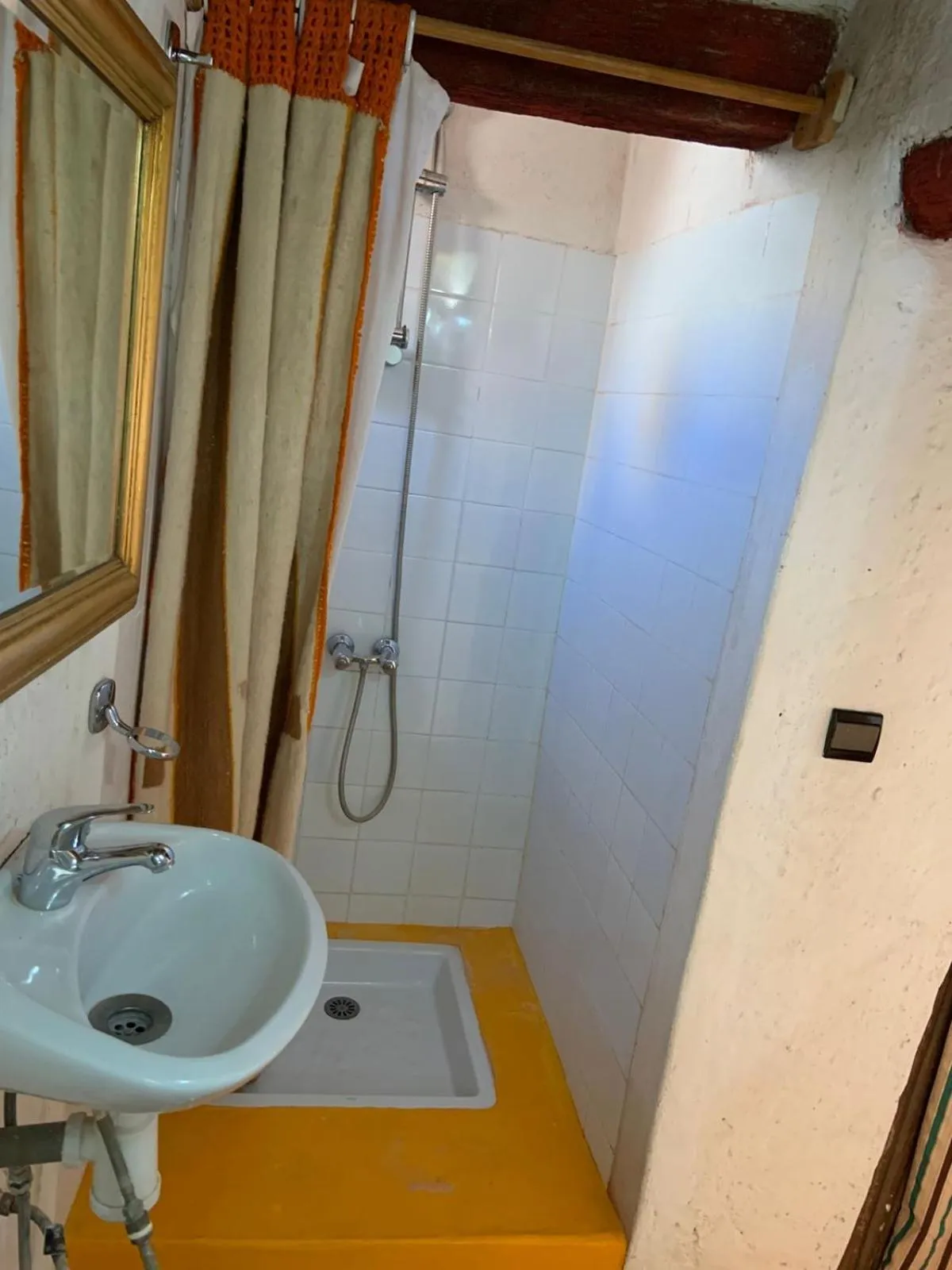 Bathroom in DAR INFIANE Tata