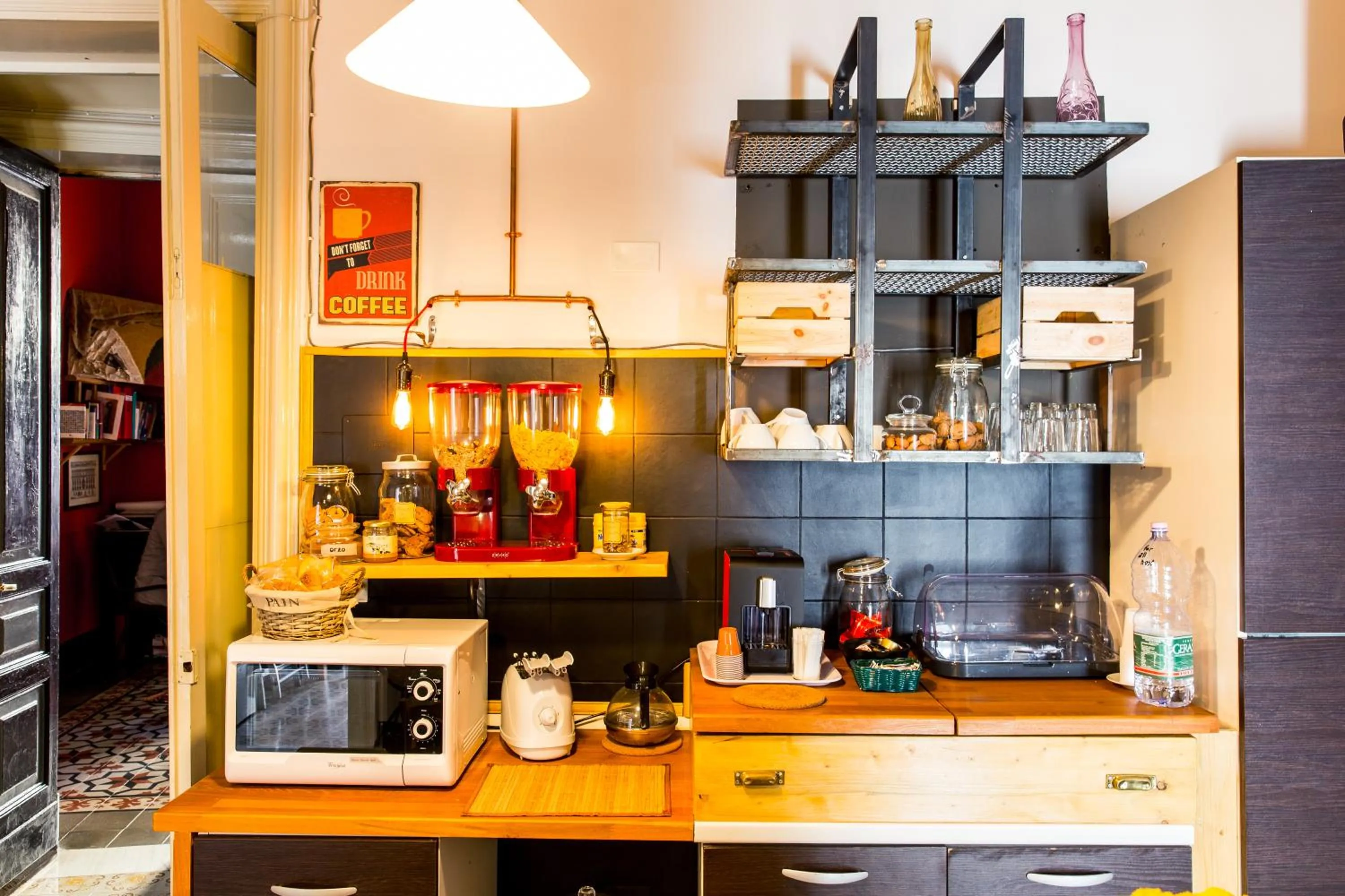 Lounge or bar in Grand Tour Design Guest House Catania Self Check-in