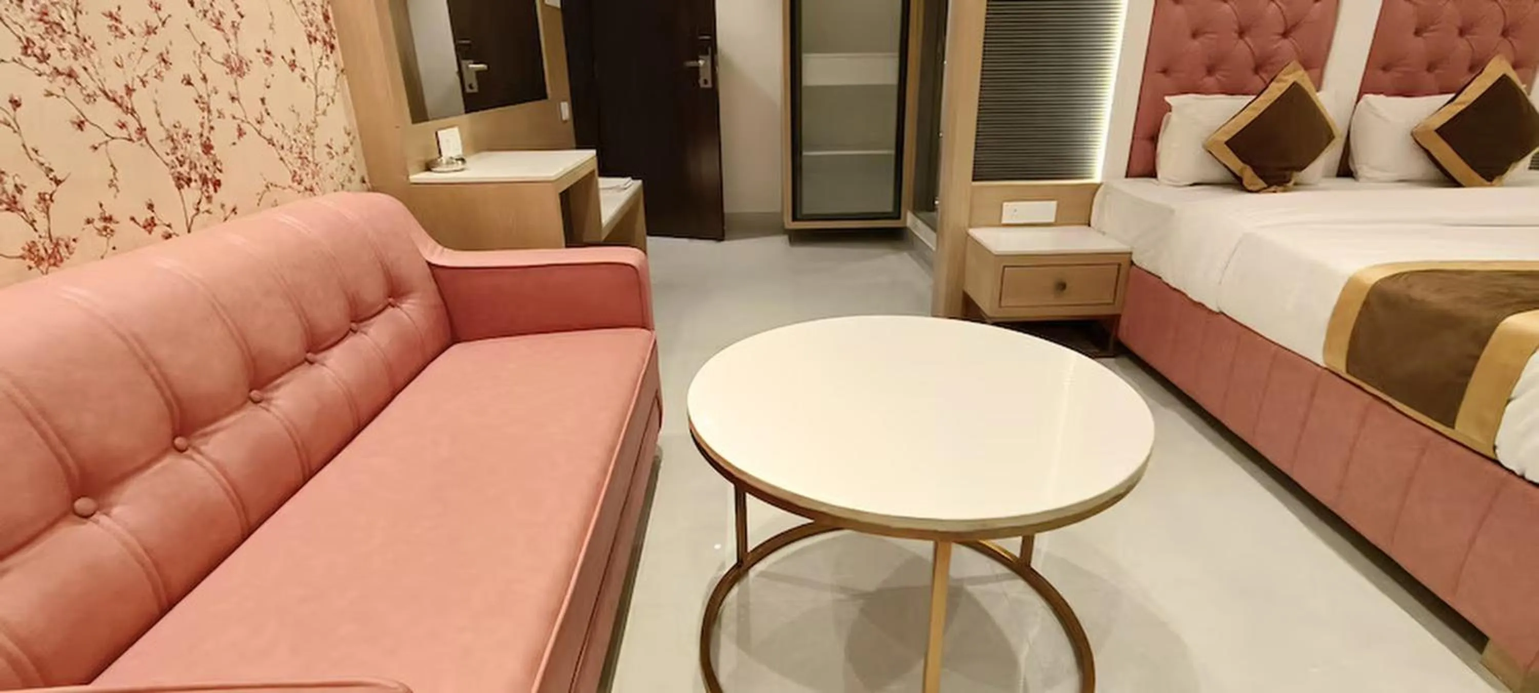 Bed in Hotel Prestige Residency