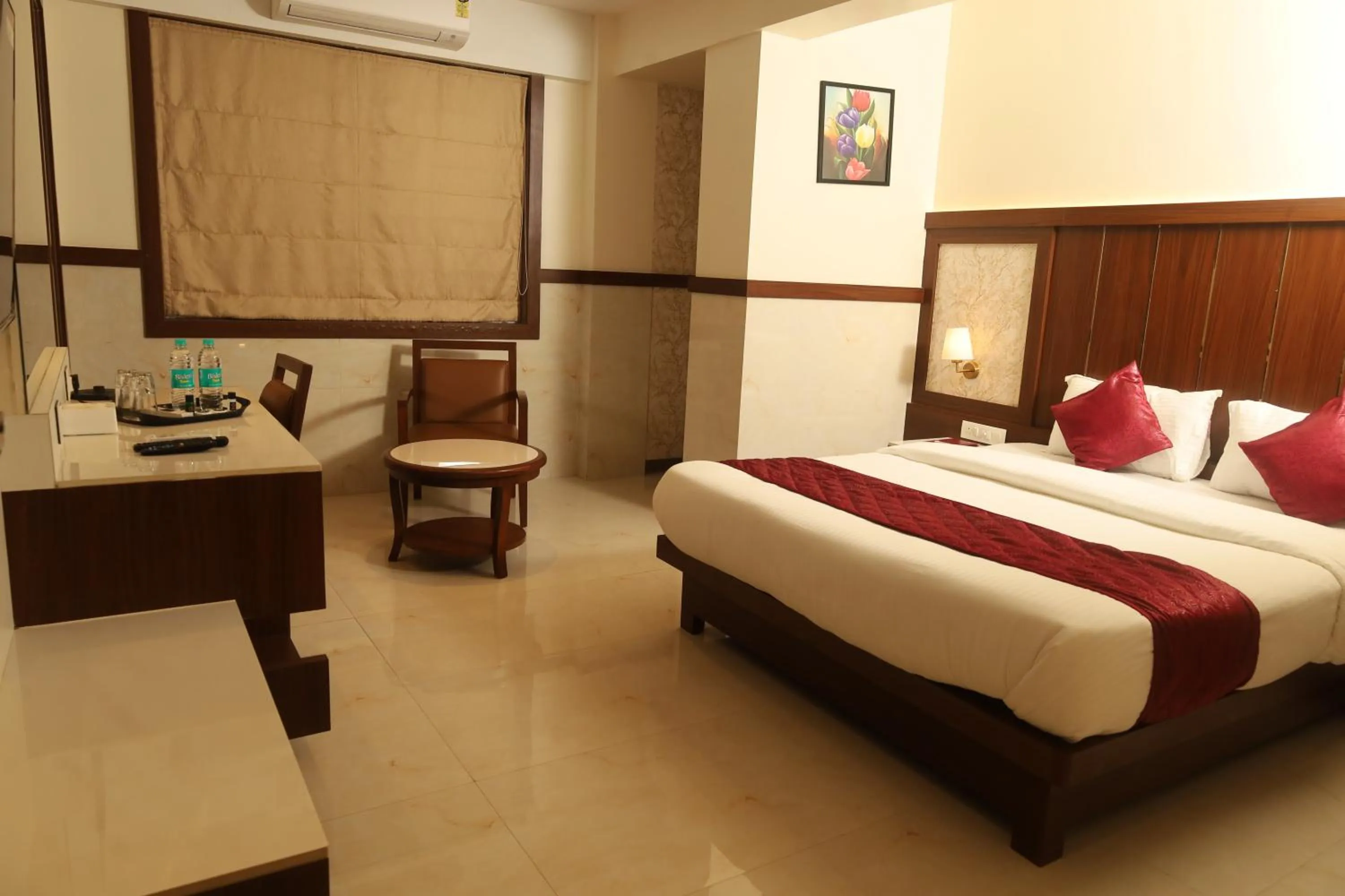 Bed in Hotel Prestige Residency