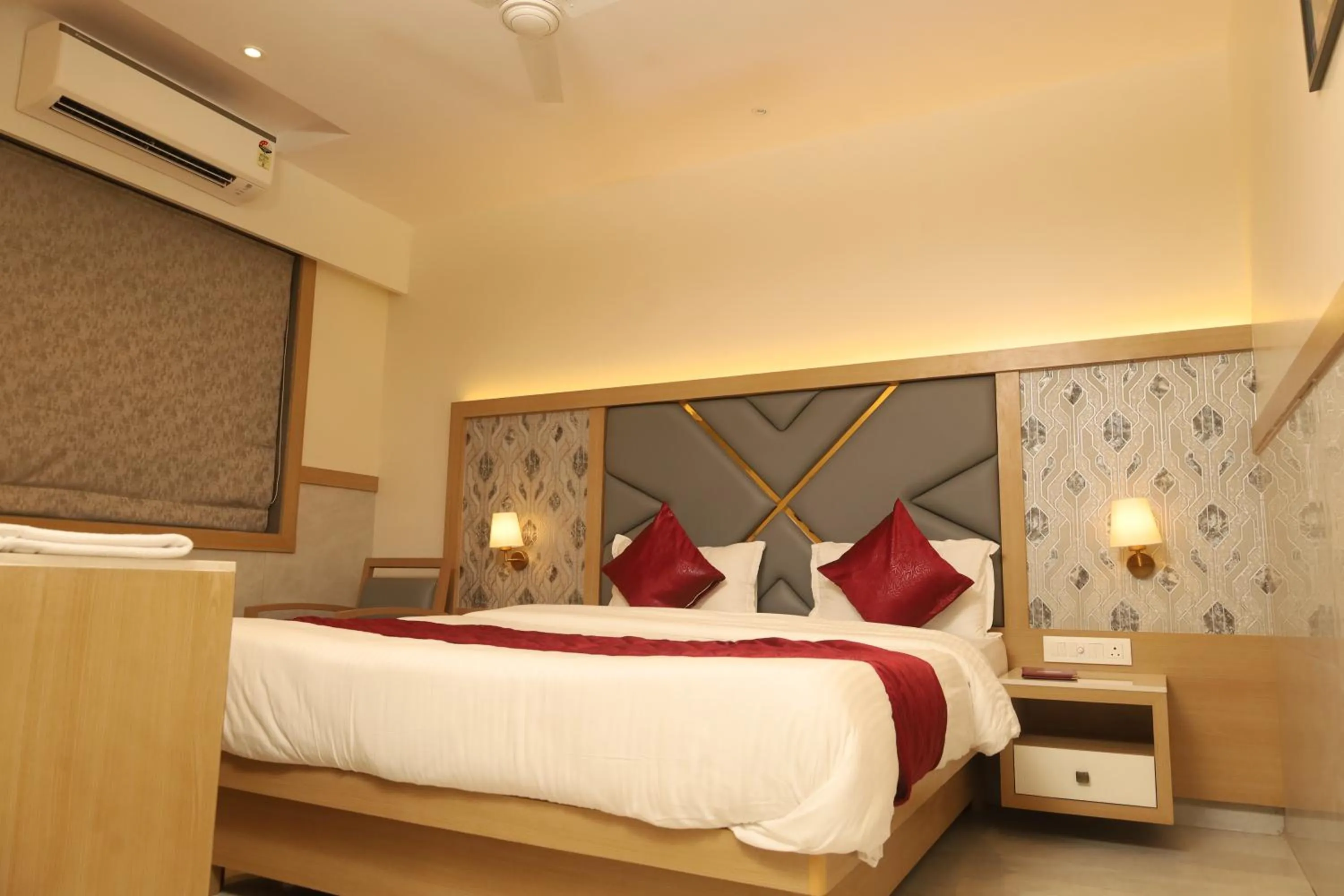 Bed in Hotel Prestige Residency