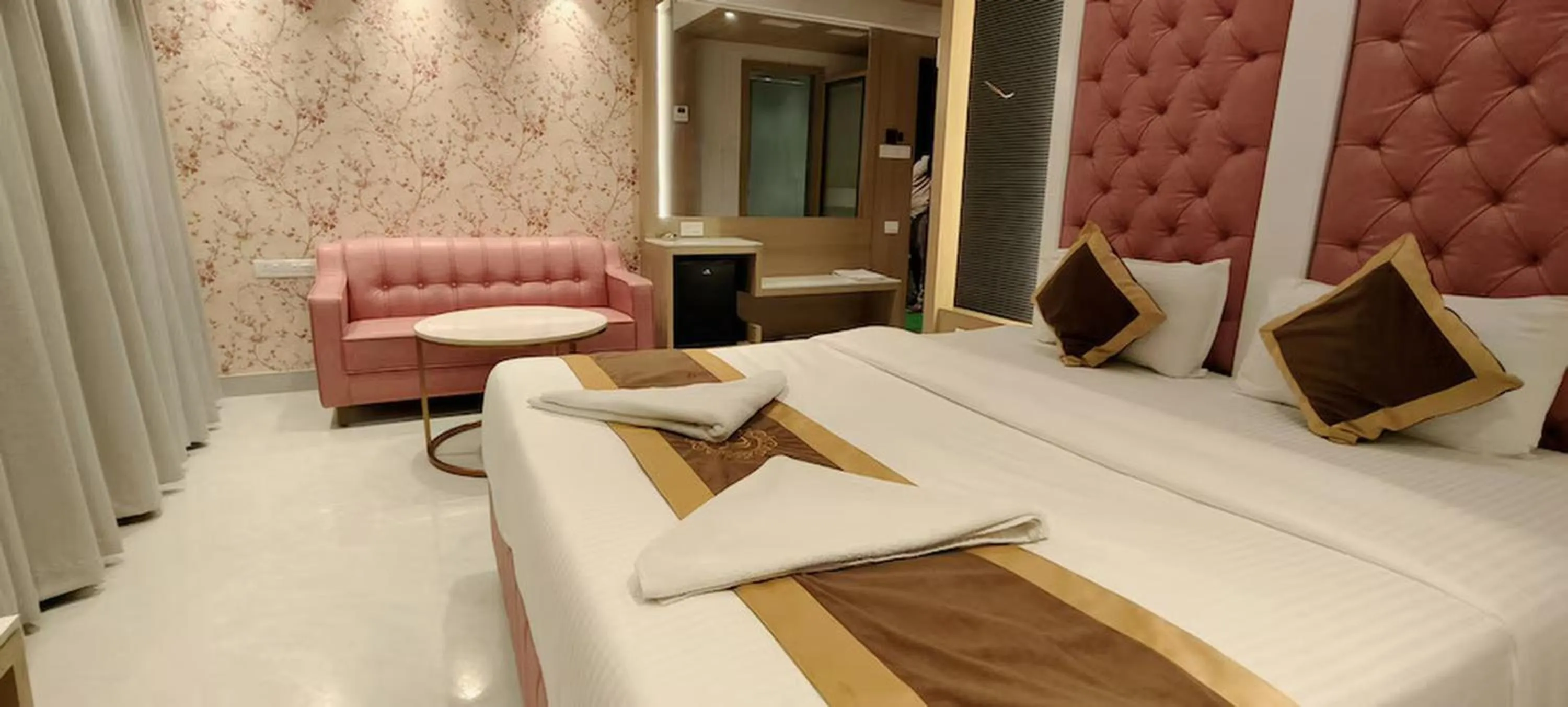 Bed in Hotel Prestige Residency