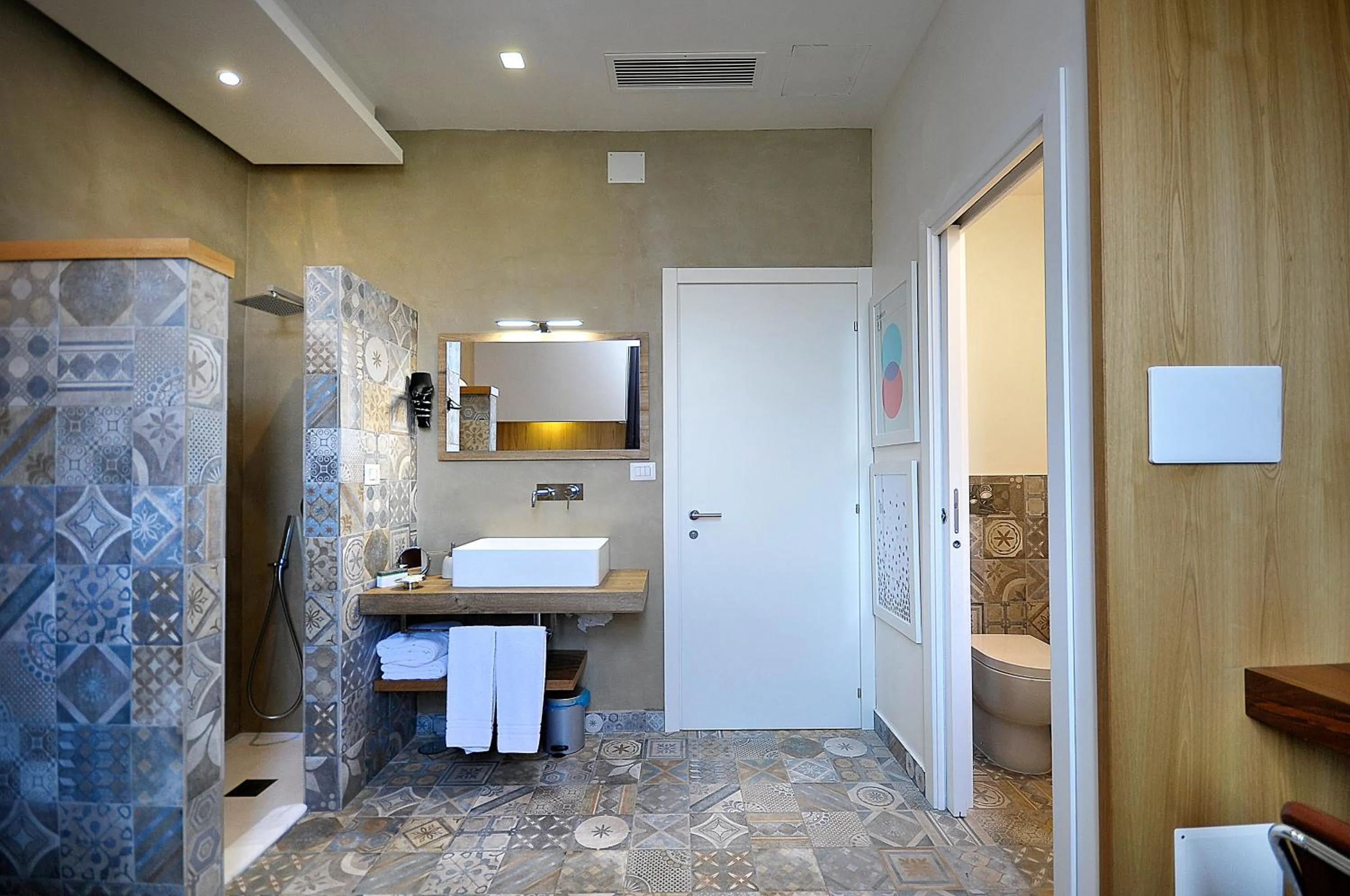 Shower in Villa Battista di Adriana Caserta