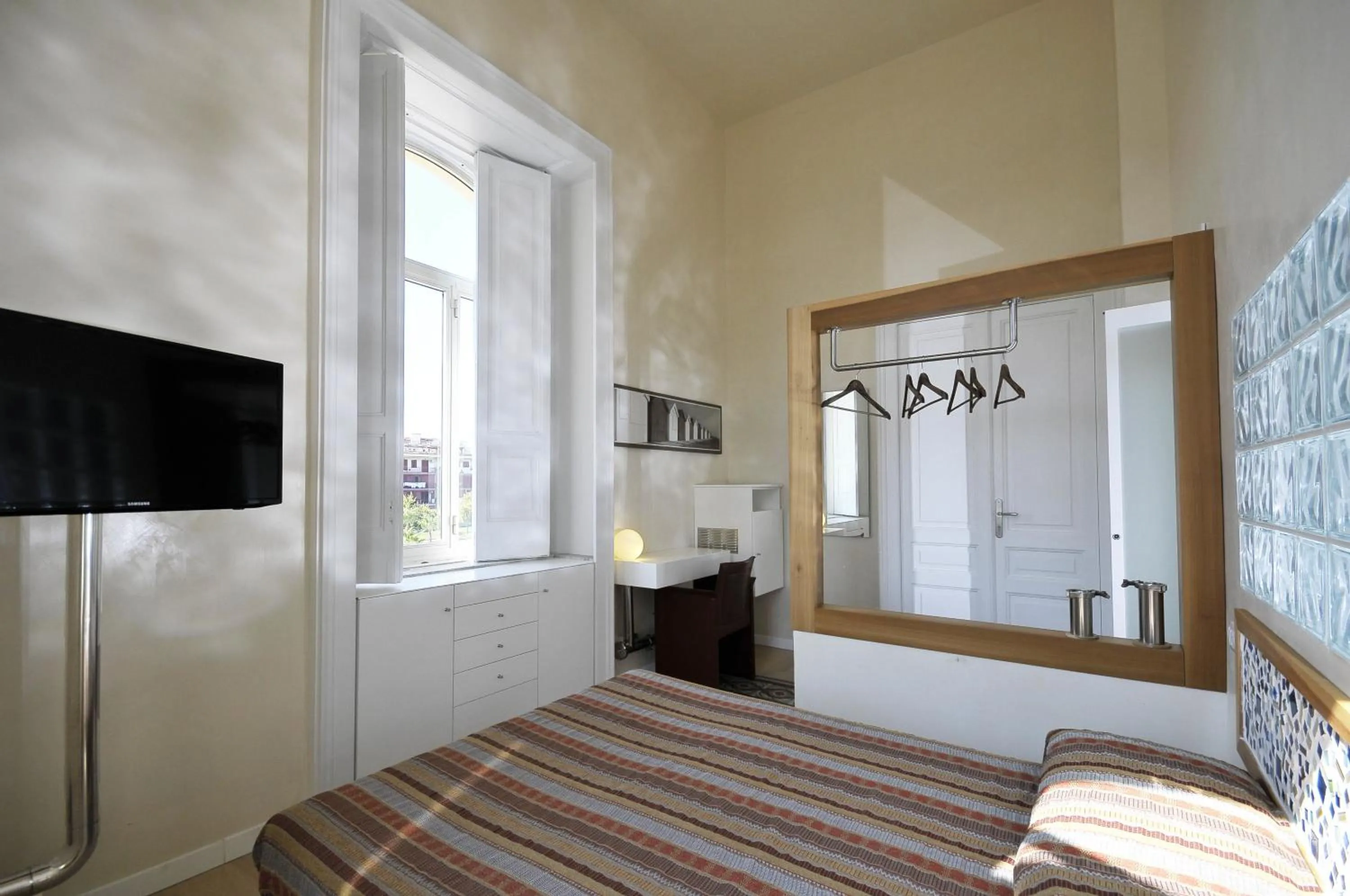 Photo of the whole room, Bed in Villa Battista di Adriana Caserta