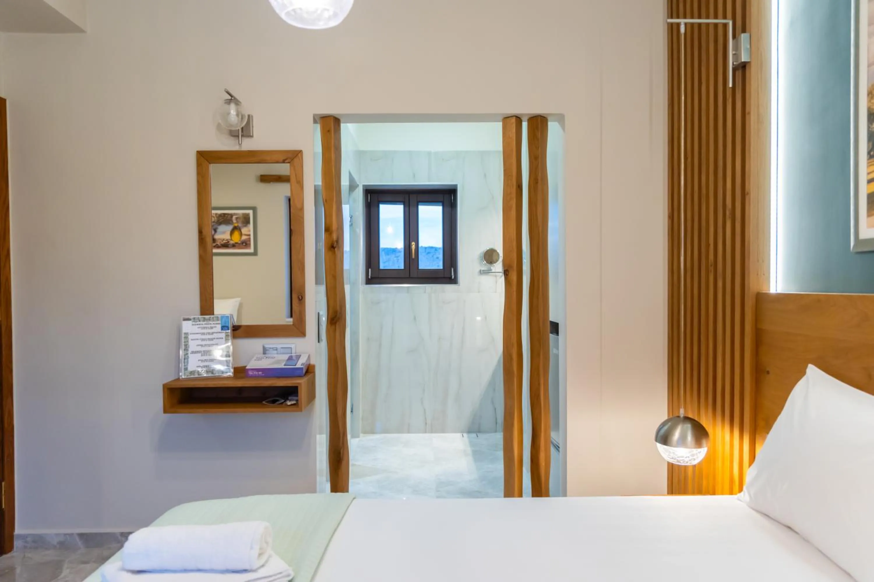 Photo of the whole room, Bed in Armenopetra View Gerolimenas