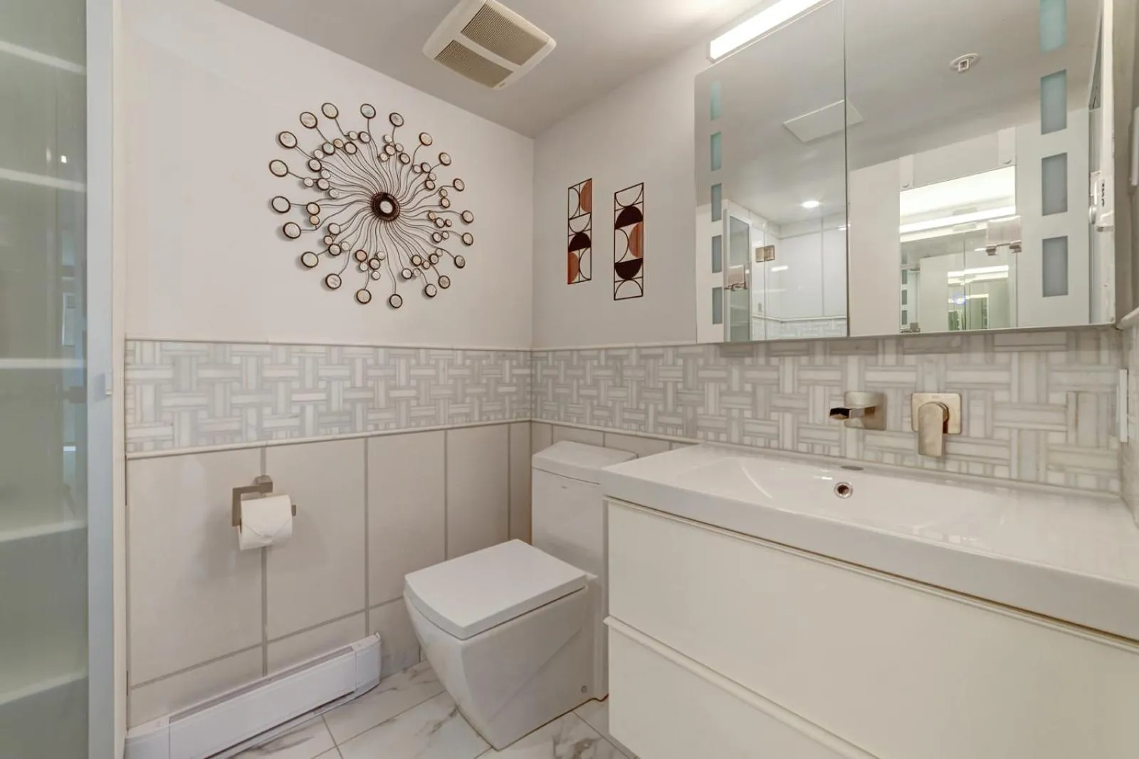 Art Deco Broadway Queen Room