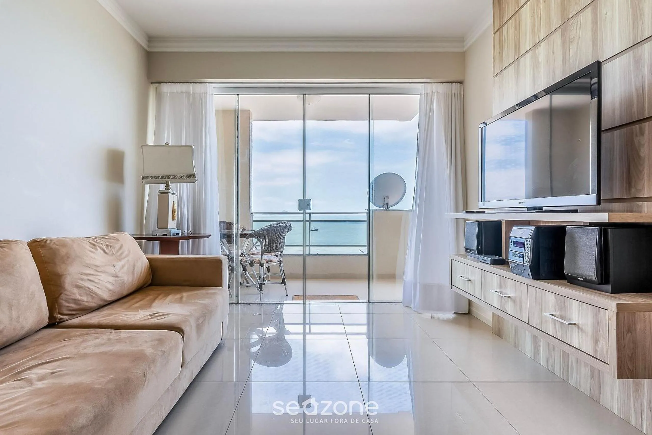 Cozy 3BR apt w/balcony sea view CET1702