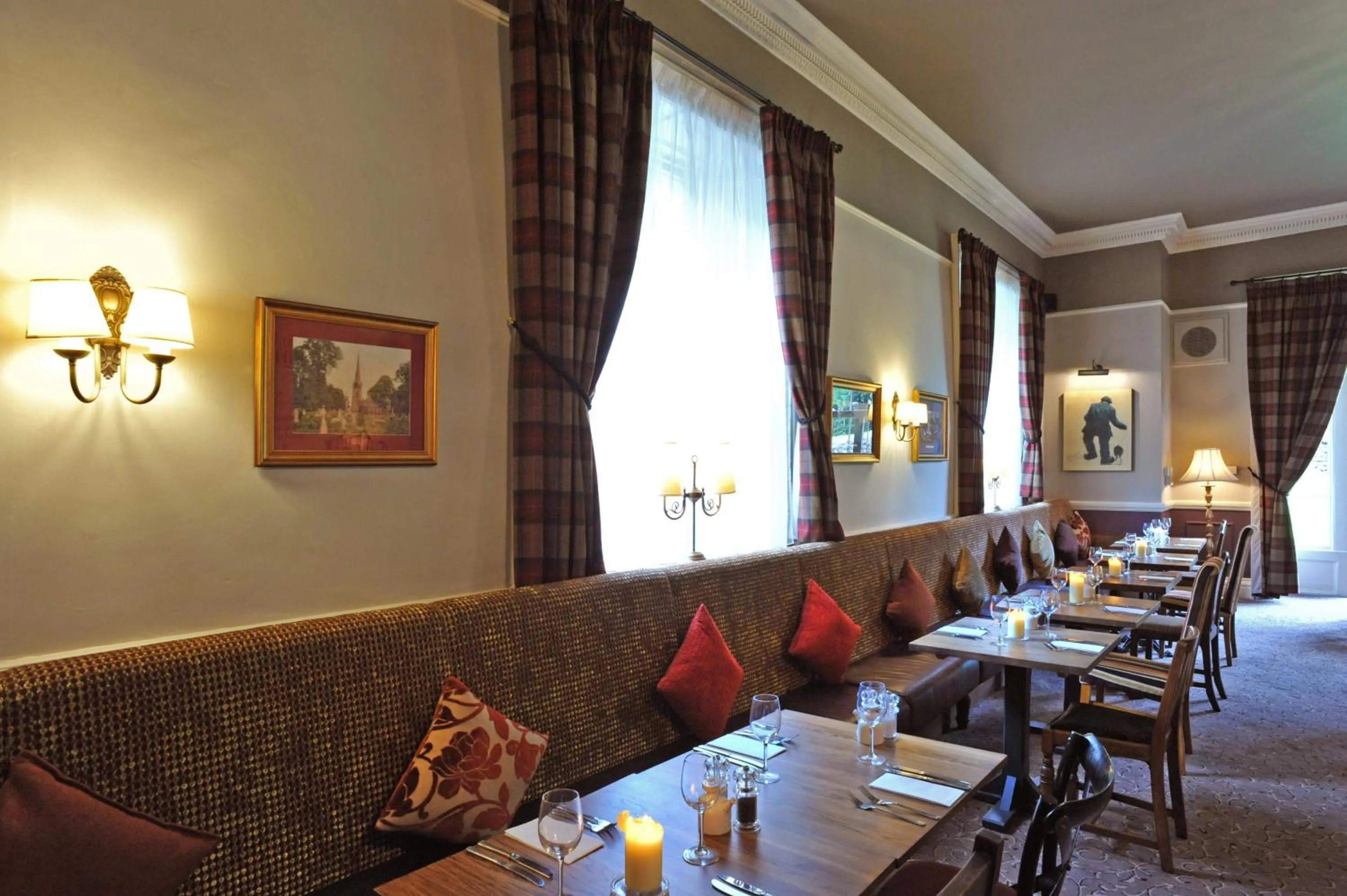 Restaurant/places to eat in Royal Hotel by Greene King Inns