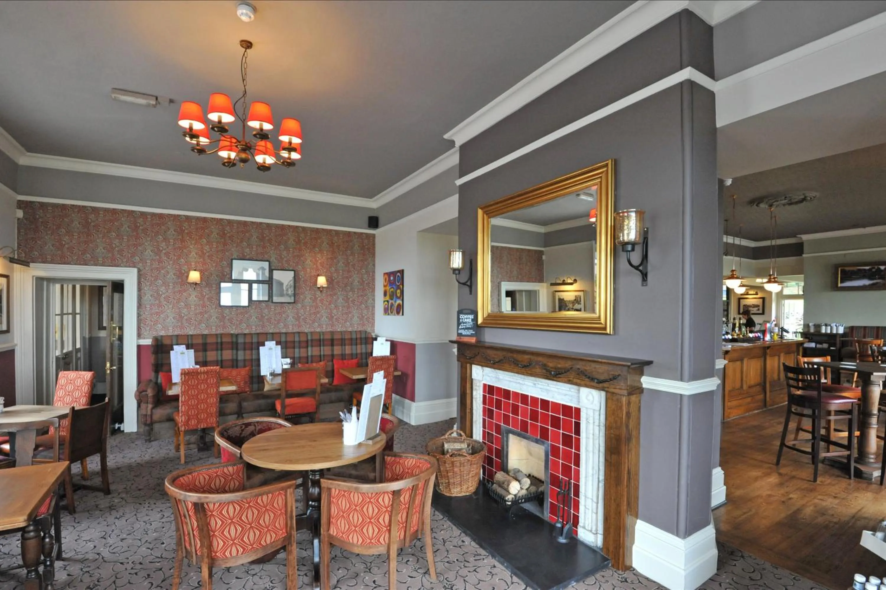 Restaurant/places to eat in Royal Hotel by Greene King Inns