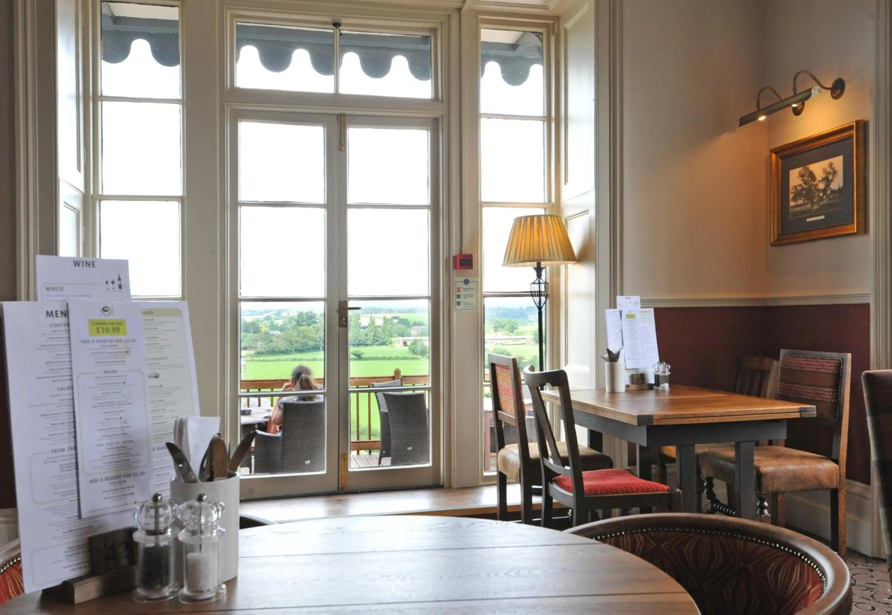 Restaurant/places to eat in Royal Hotel by Greene King Inns