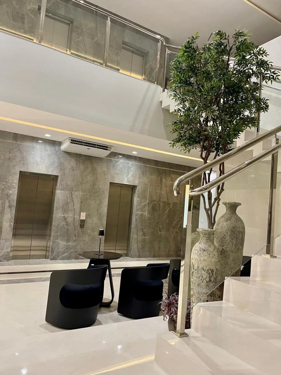 elevator in Riva Apart Hotel