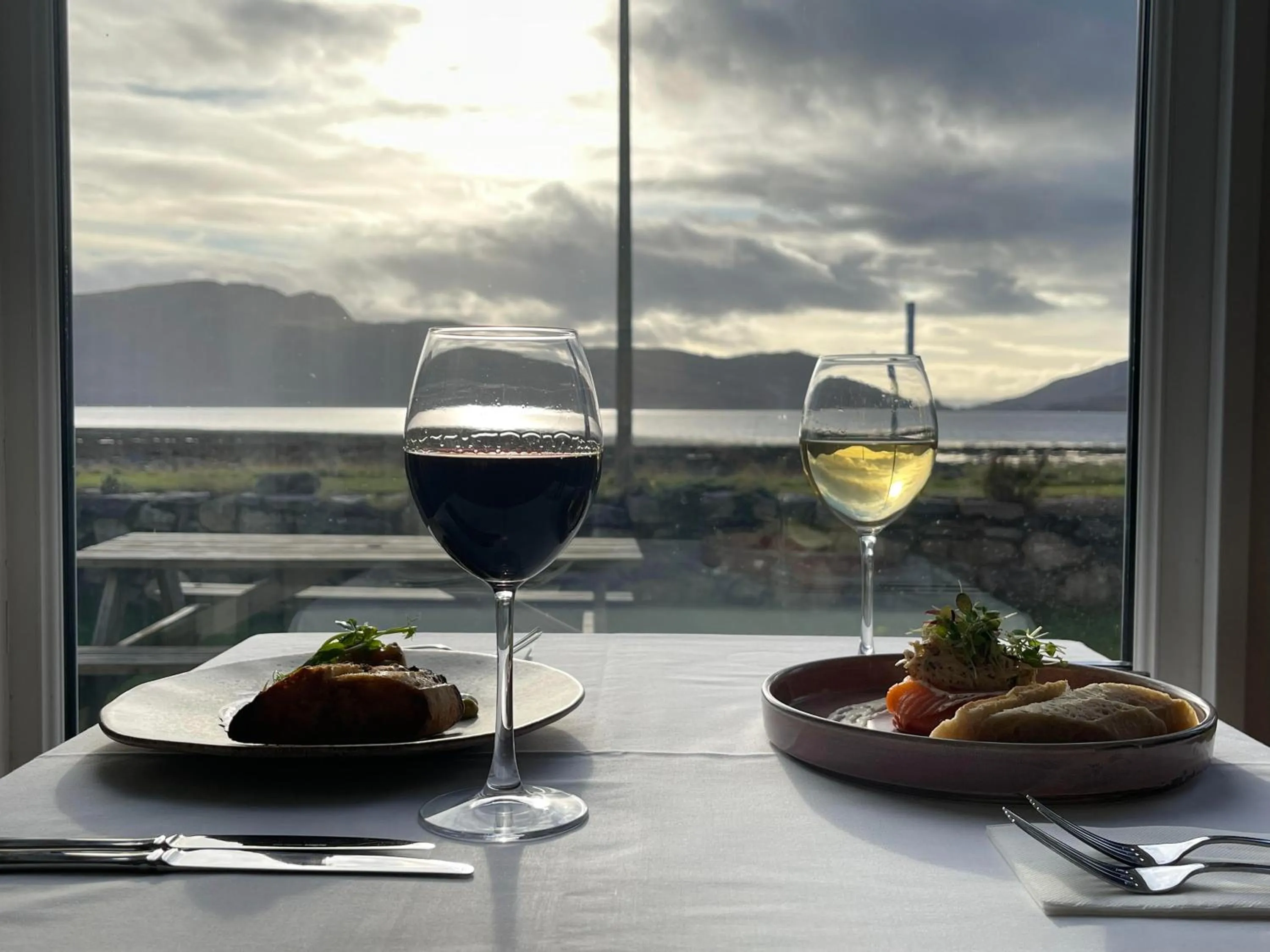 Food and drinks in Balmacara Hotel