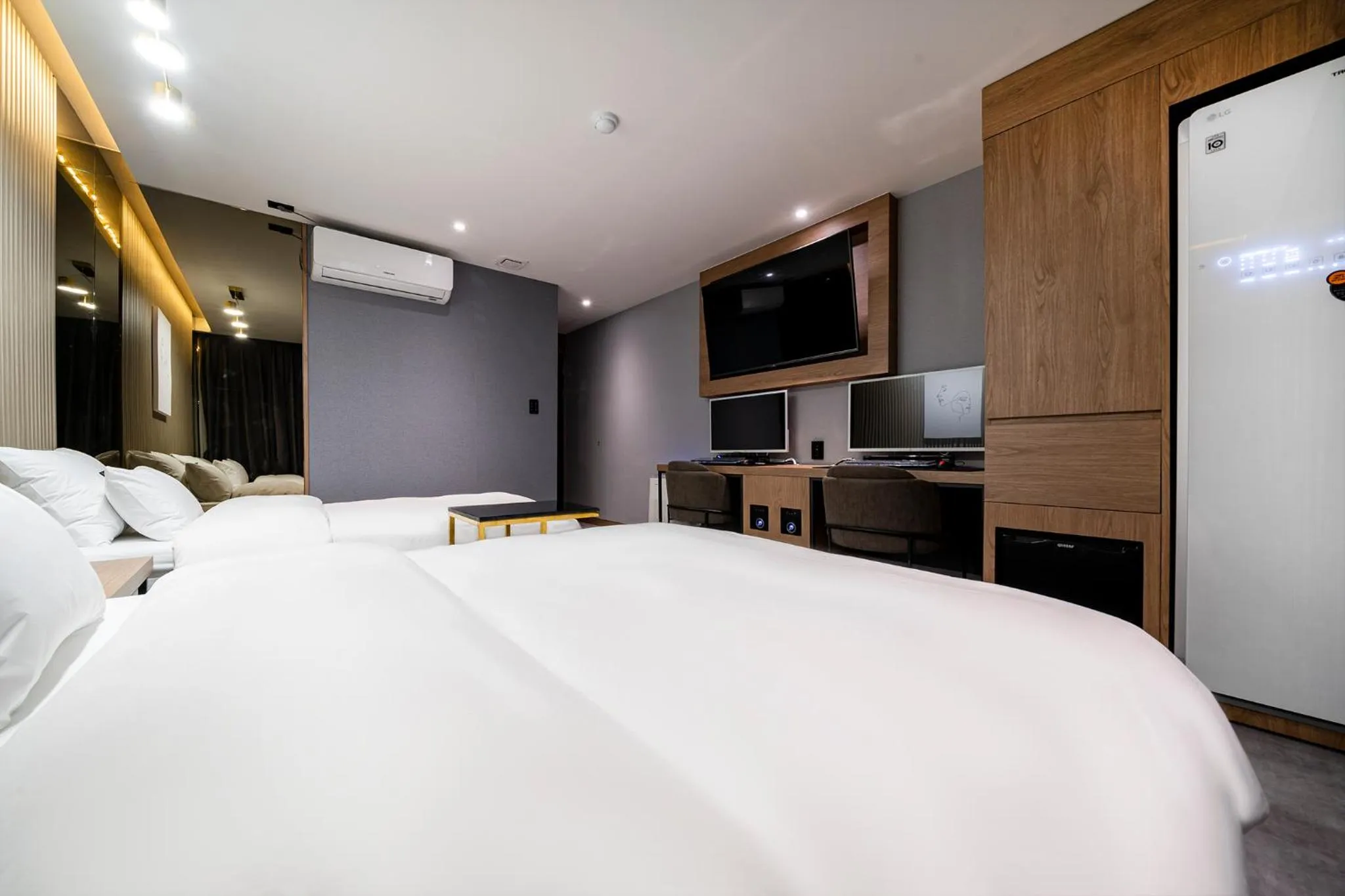 Bed in 충주 어반브라운호텔