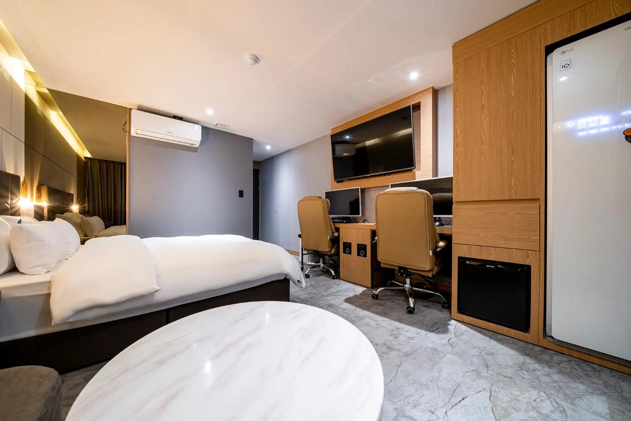 Bed in 충주 어반브라운호텔