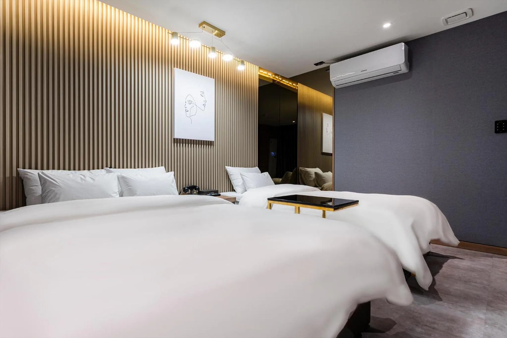 Bed in 충주 어반브라운호텔