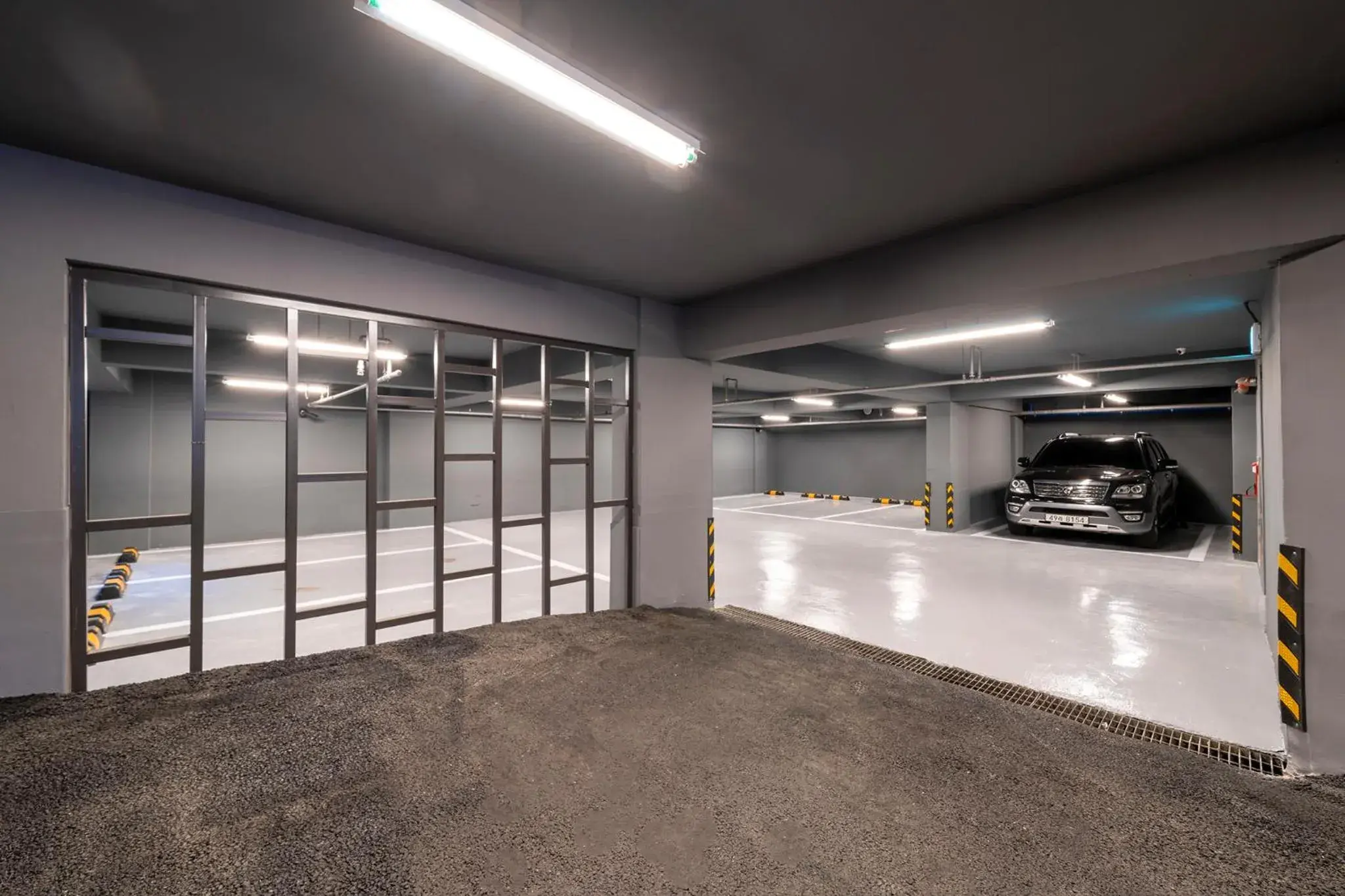 Parking in 충주 어반브라운호텔 Parking in 충주 어반브라운호텔