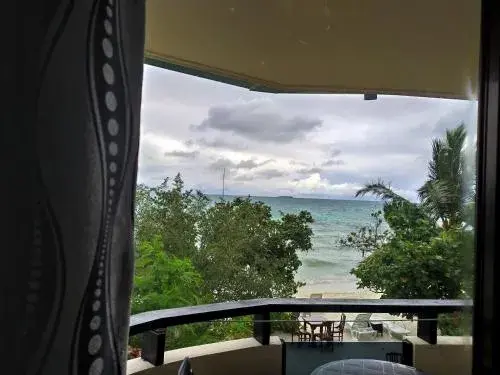 Crown Beach Villas with direct access to the Bikini Beach Crown Beach Villas with direct access to the Bikini Beach