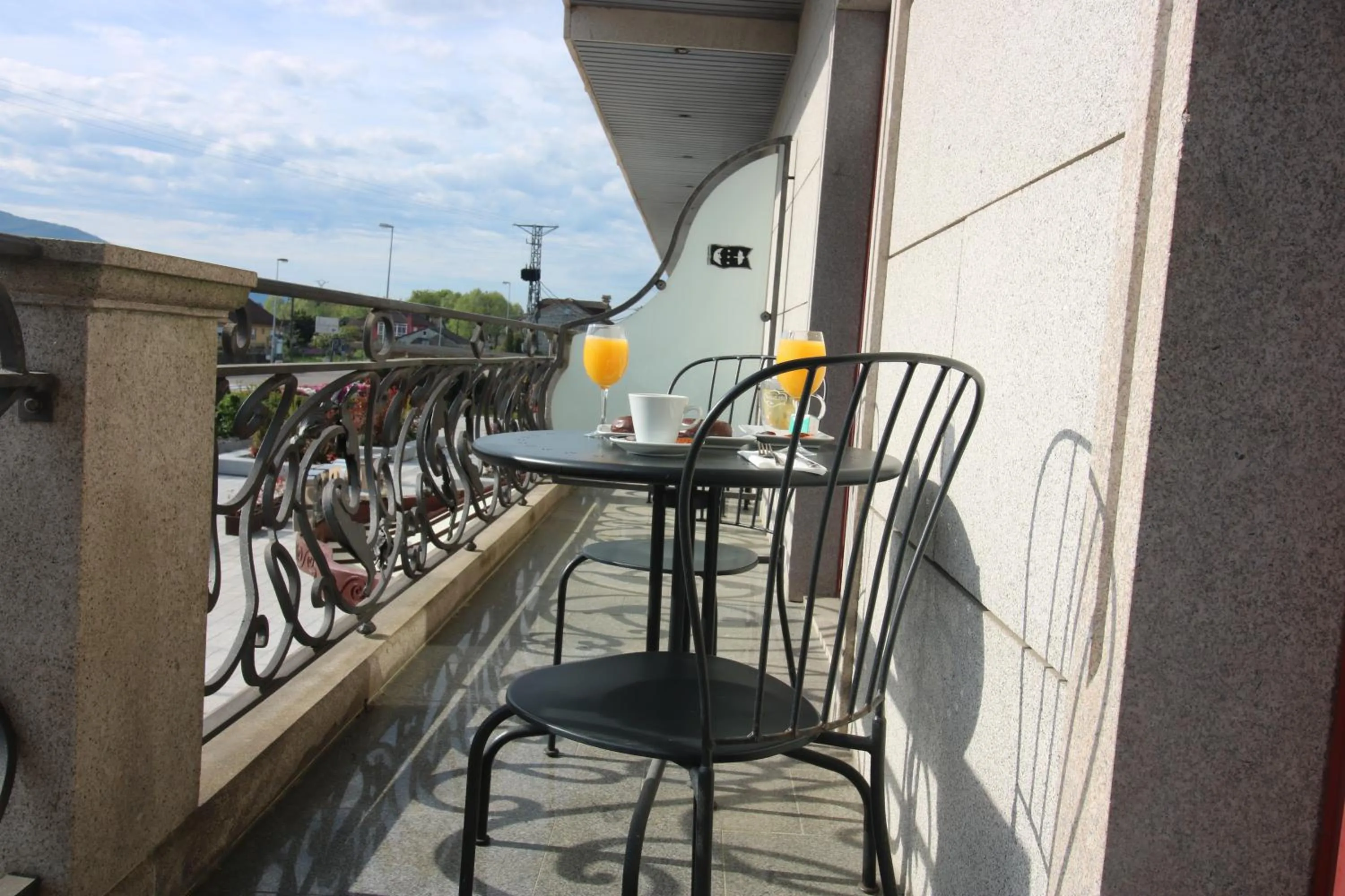 Quiet street view in Hotel Alfonso I