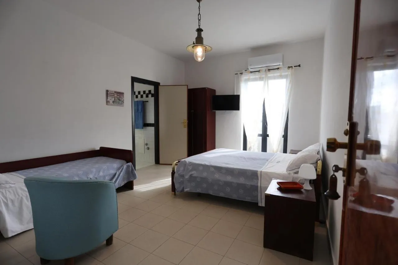 Bed in Hotel Barracuda