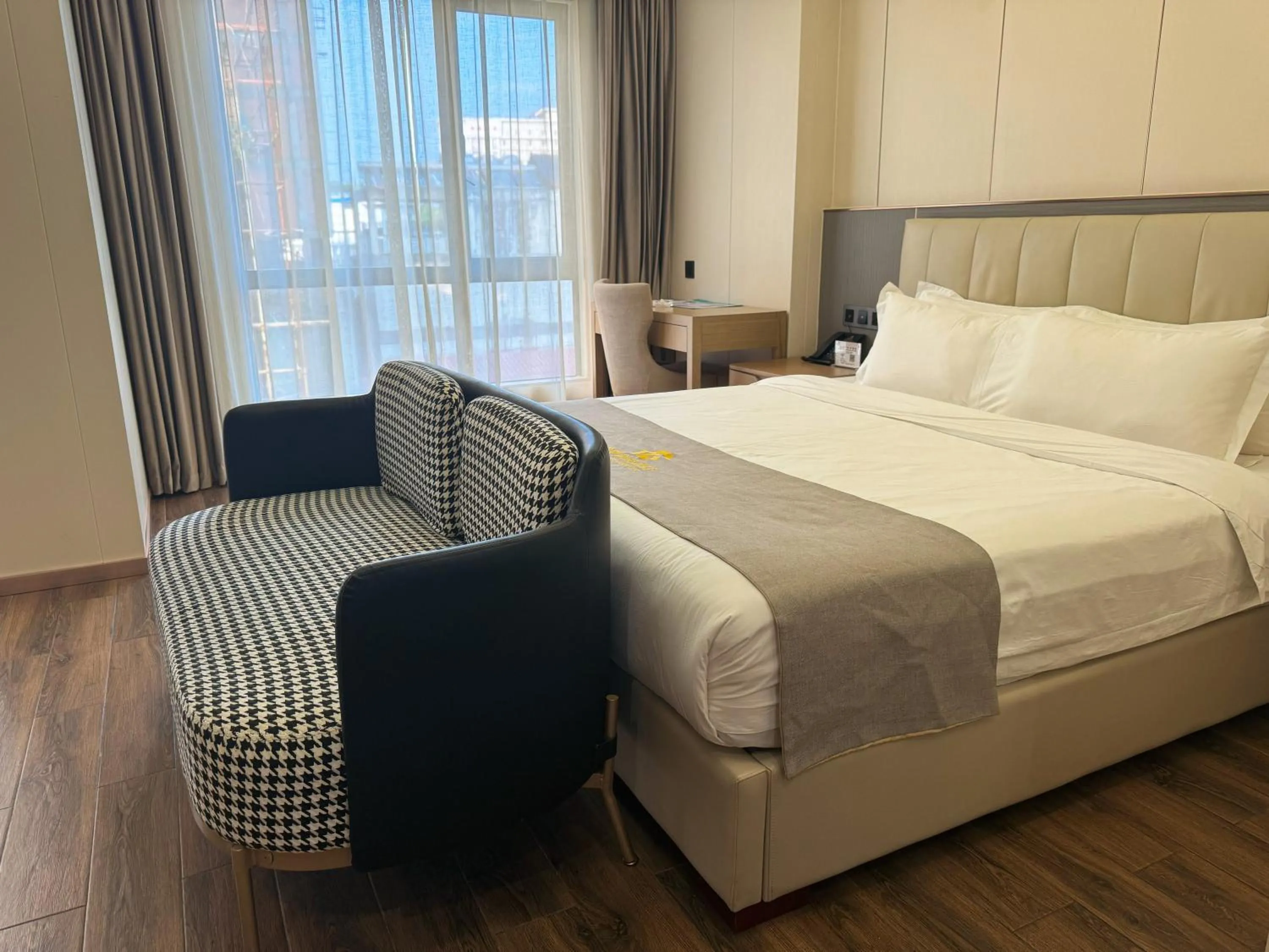 Bedroom, Bed in Bole Jing Pin Hotel