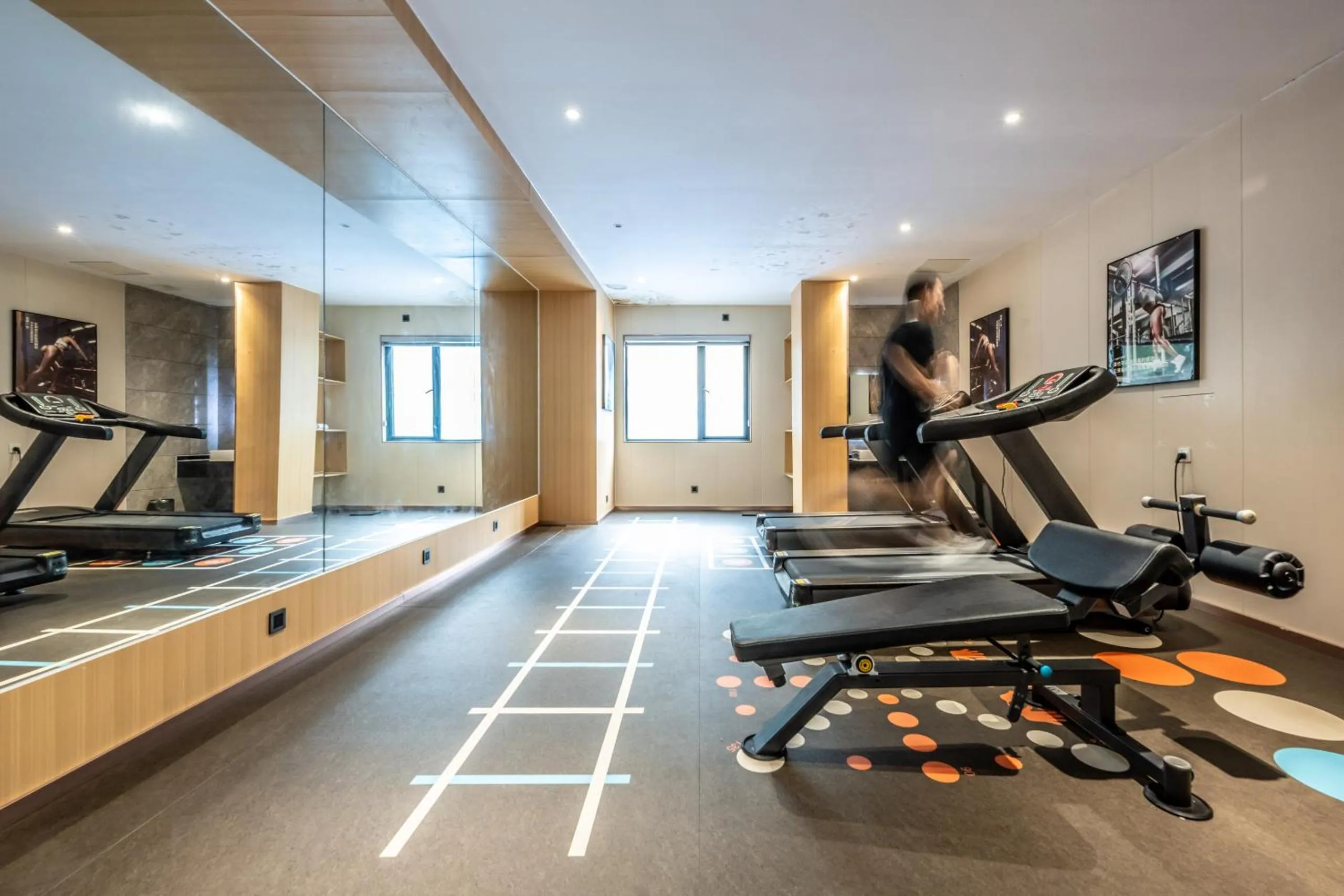 Fitness centre/facilities in Bole Jing Pin Hotel