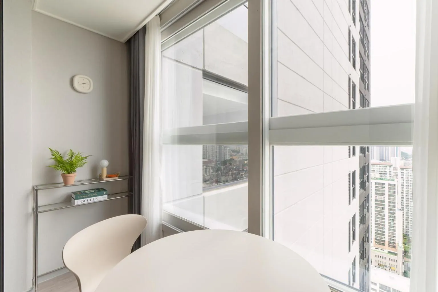 Balcony/Terrace, Bed in Urbanstay Incheon ChinaTown