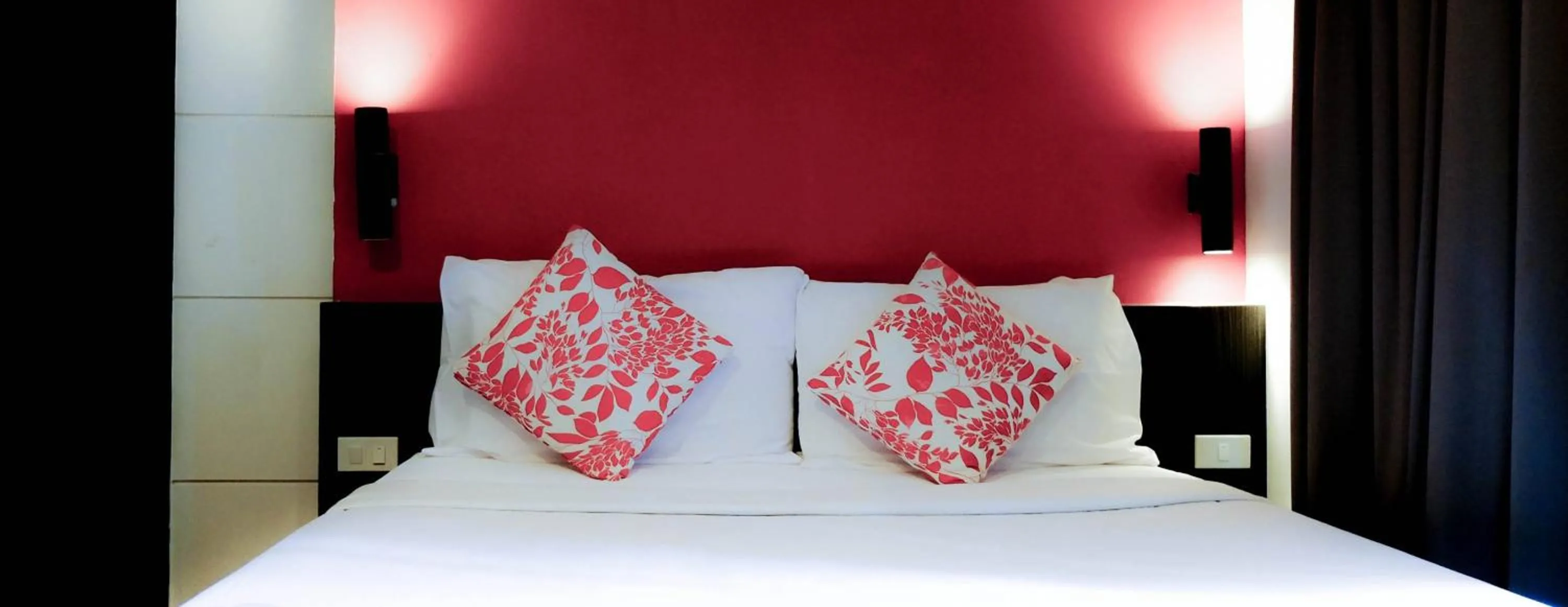 Double Room with Private Bathroom in DI Place