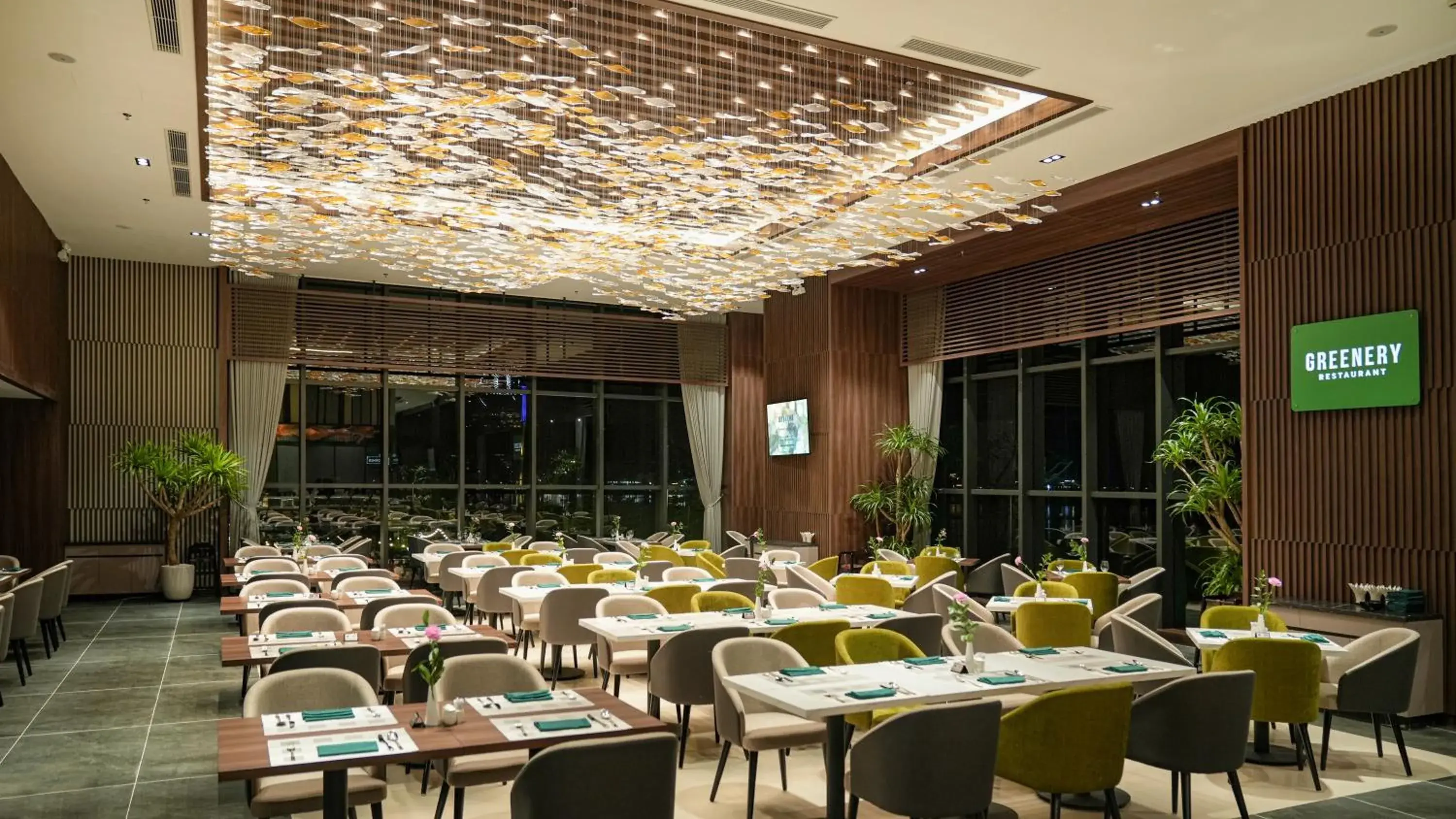 Restaurant/places to eat in Wyndham Garden Legend Halong Restaurant/places to eat in Wyndham Garden Legend Halong