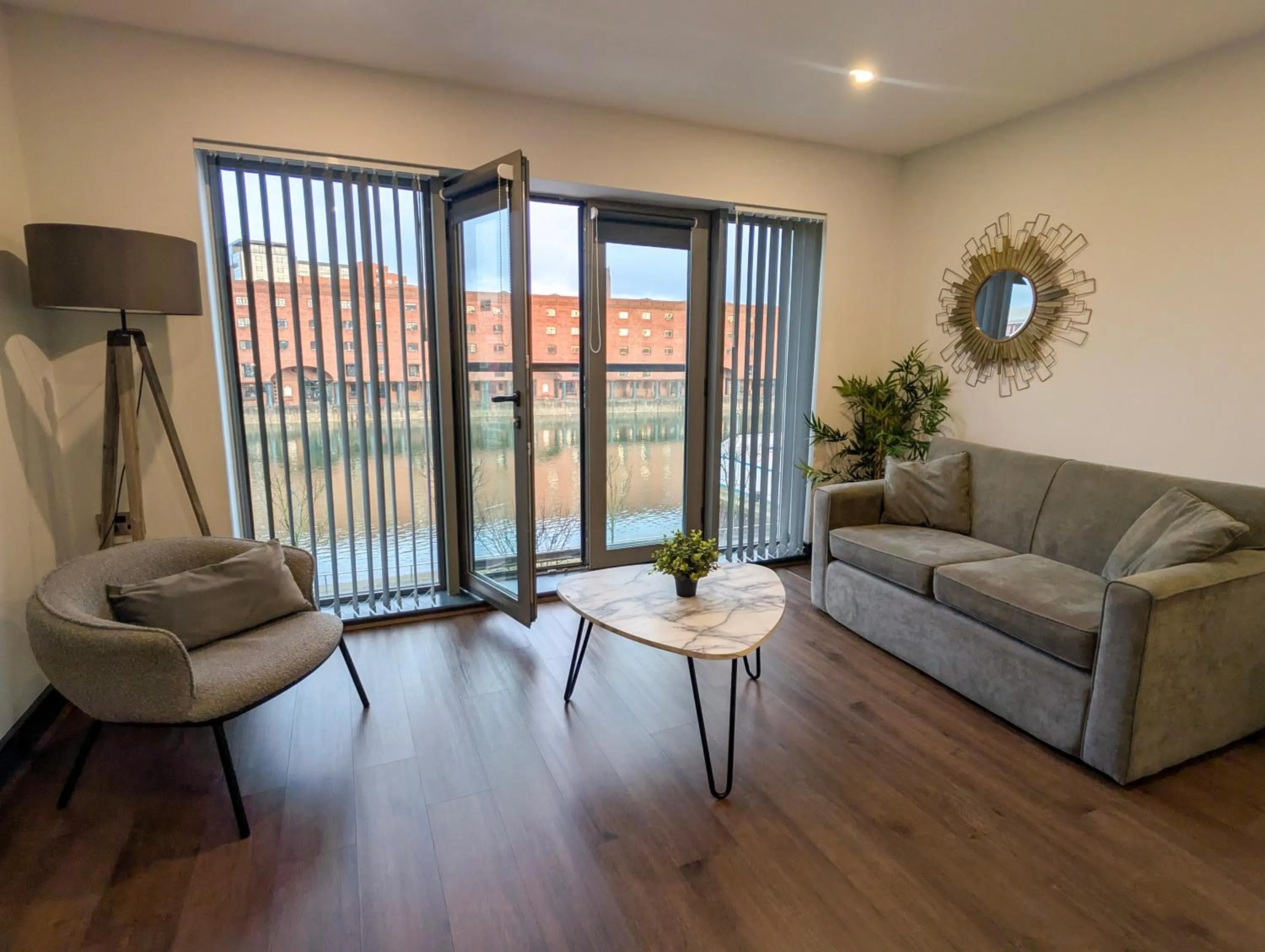 Dockside Aparthotel, Best Western Signature Collection