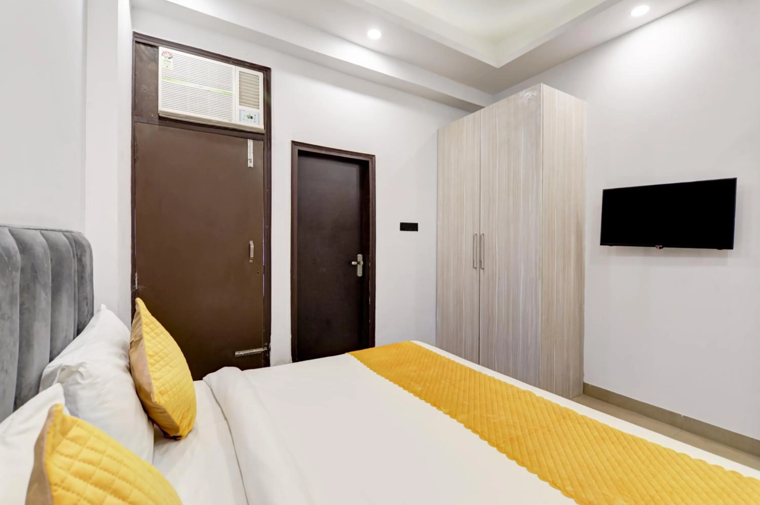 Bed in Hotel The Rasa at Vasundhara