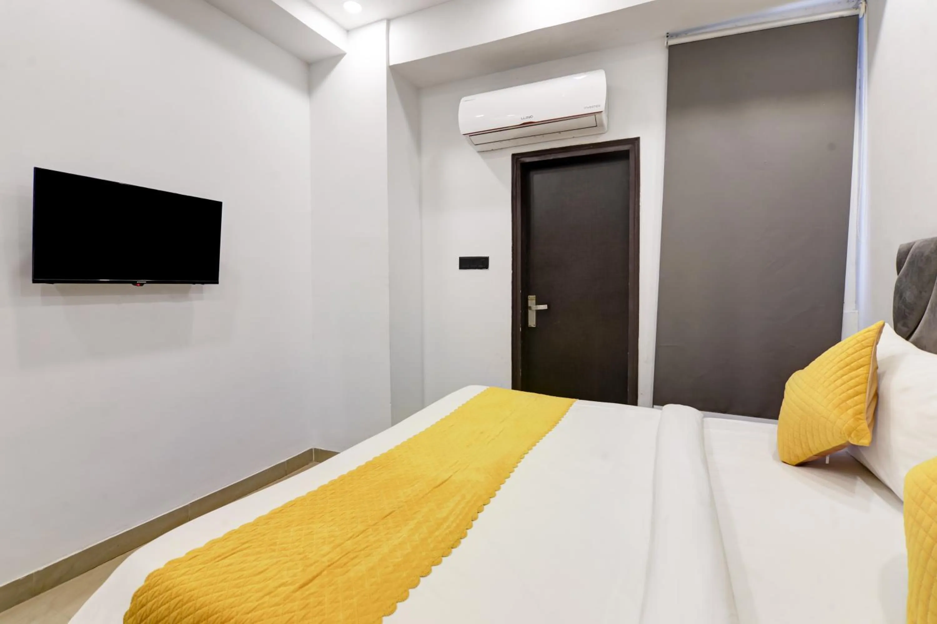 Bed in Hotel The Rasa at Vasundhara